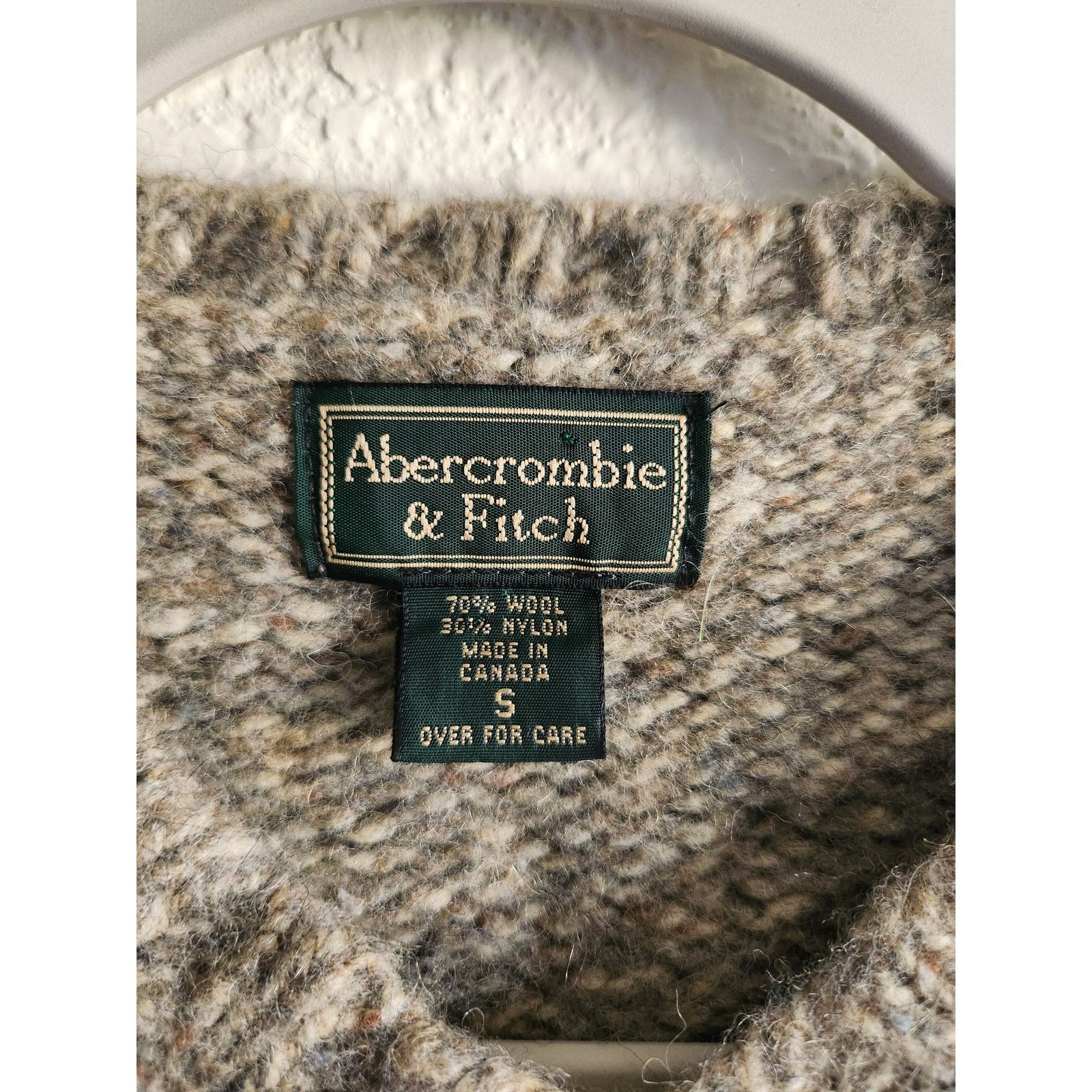 Abercrombie & Fitch Vtg Abercrombie & Fitch V-Neck Women's Wool Sweater-Sm Size S / US 4 / IT 40 - 4 Thumbnail