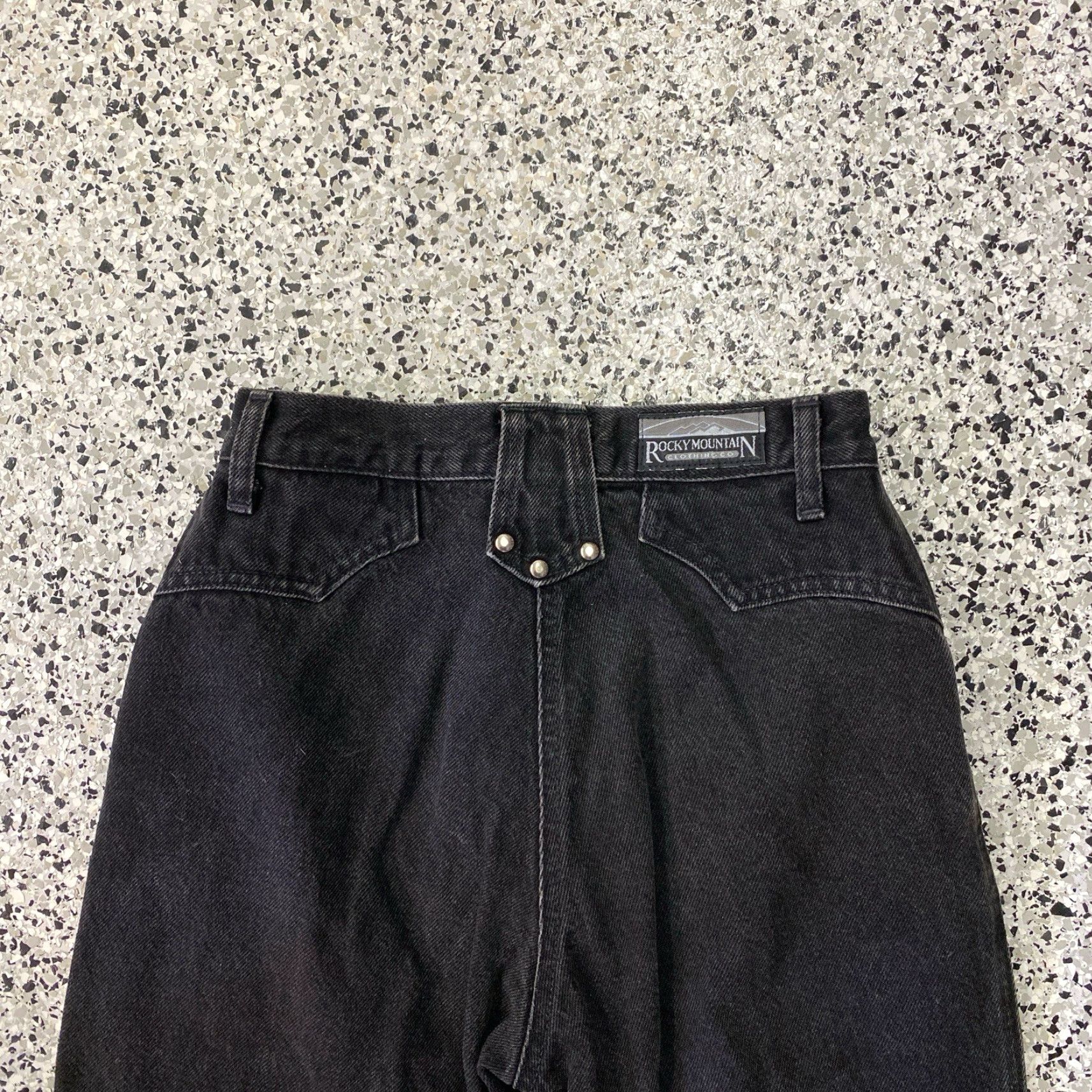 Vintage VINTAGE Rockies Relaxed High Rise Black Denim Jeans Western 27/7 36 long Womens Size 27" / US 4 / IT 40 - 6 Thumbnail
