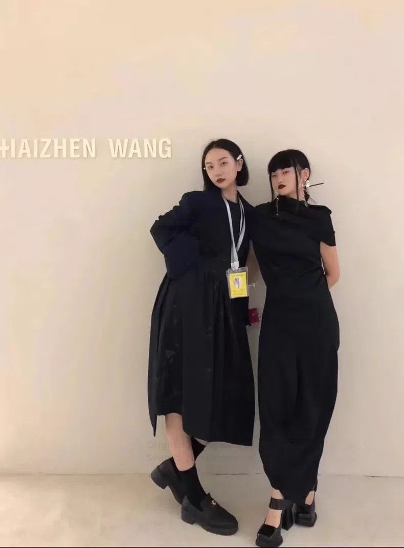 Comme des Garcons Comme Des Garcons Deform Dress Size S / US 4 / IT 40 - 2 Thumbnail