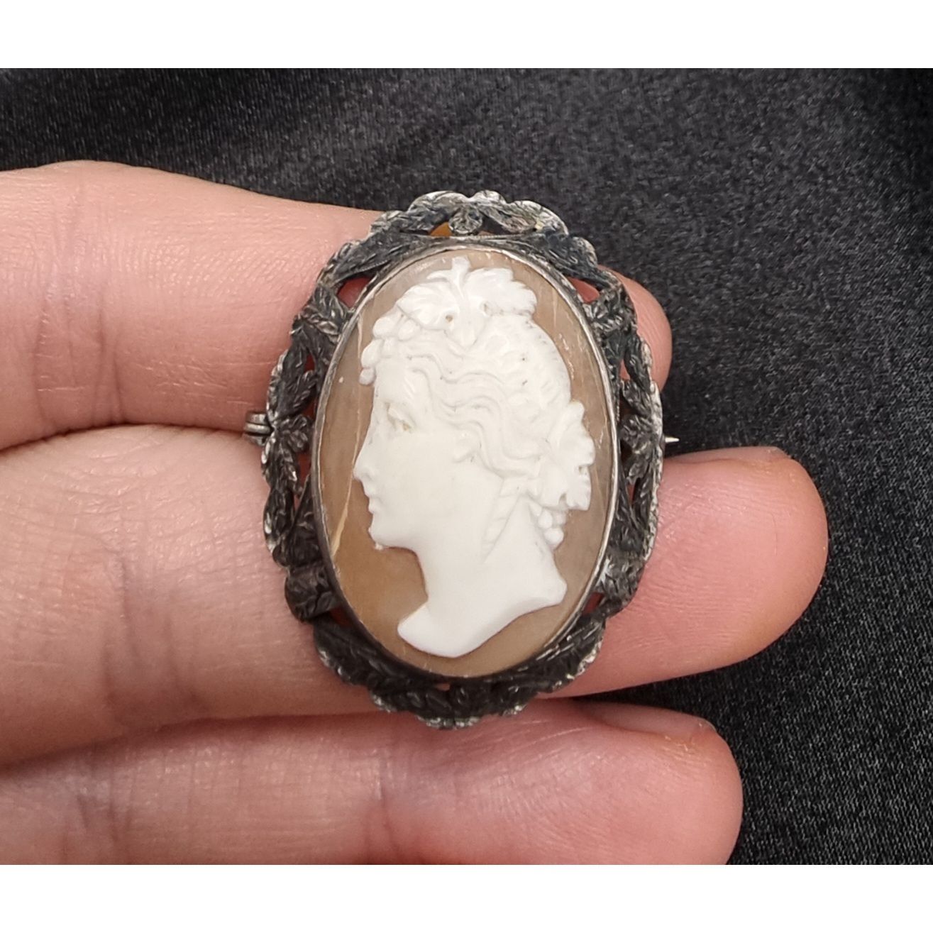 Vintage Antique Victorian Shell Cameo Brooch With Intricate Sterling Size ONE SIZE - 5 Thumbnail