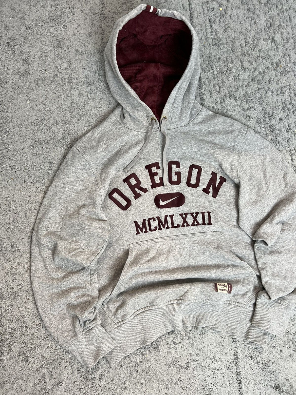 Nike NIKE OREGON VINTAGE CENTER LOGO OVERSIZE BOXY HOODIE Size US S / EU 44-46 / 1 - 2 Thumbnail