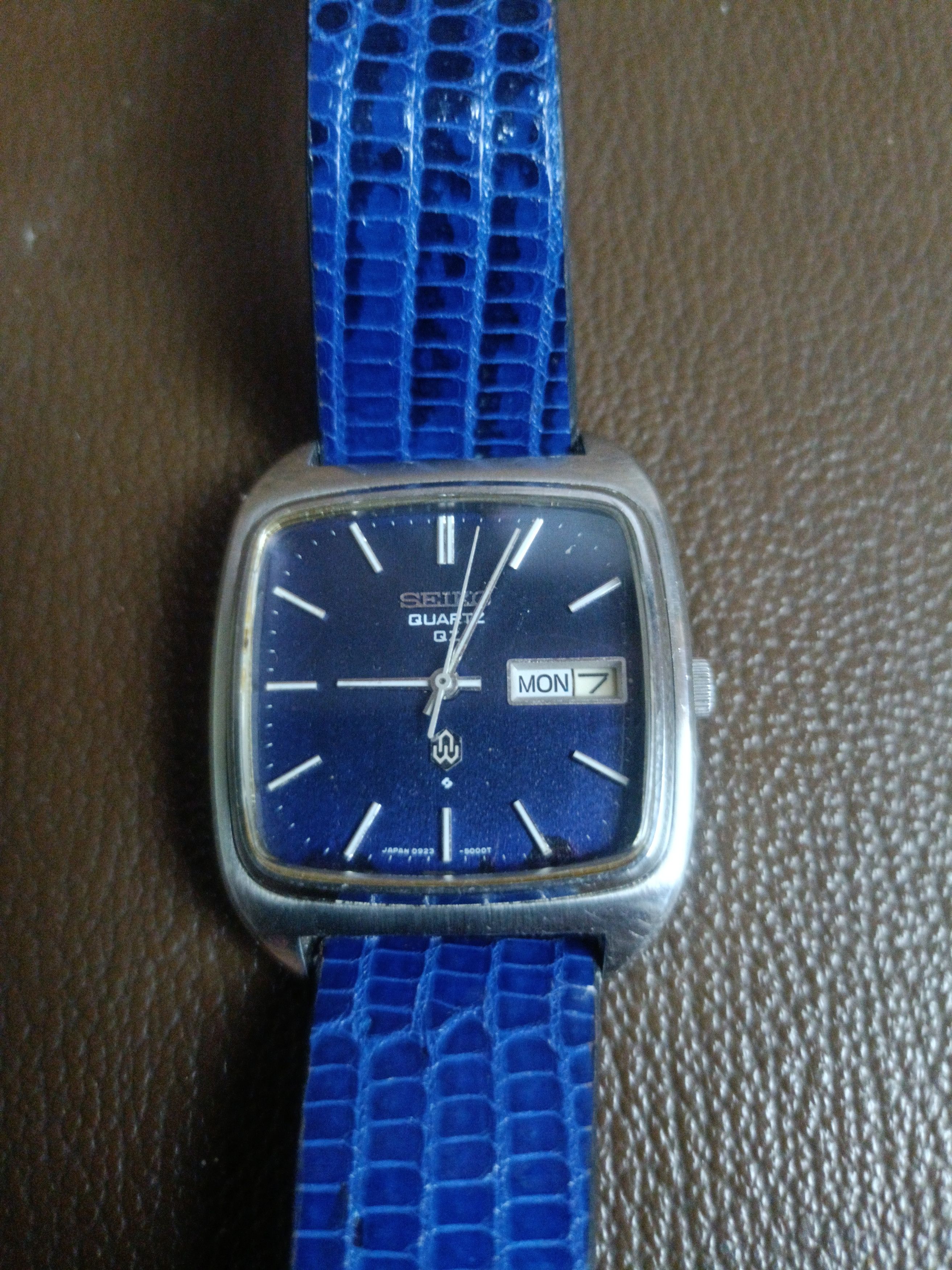 Seiko Vintage Seiko QZ blue deep sea quartz watch Size ONE SIZE - 1 Thumbnail