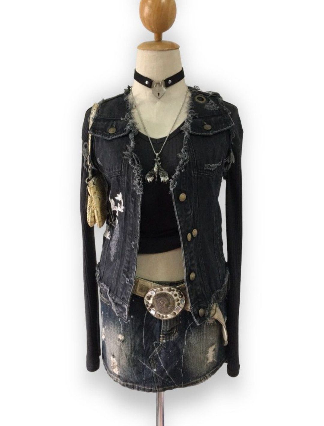 Le Grande Bleu (L.G.B.) L.G.B./638M/WSNB, L.G.B Denim Vest Size ONE SIZE - 1 Thumbnail