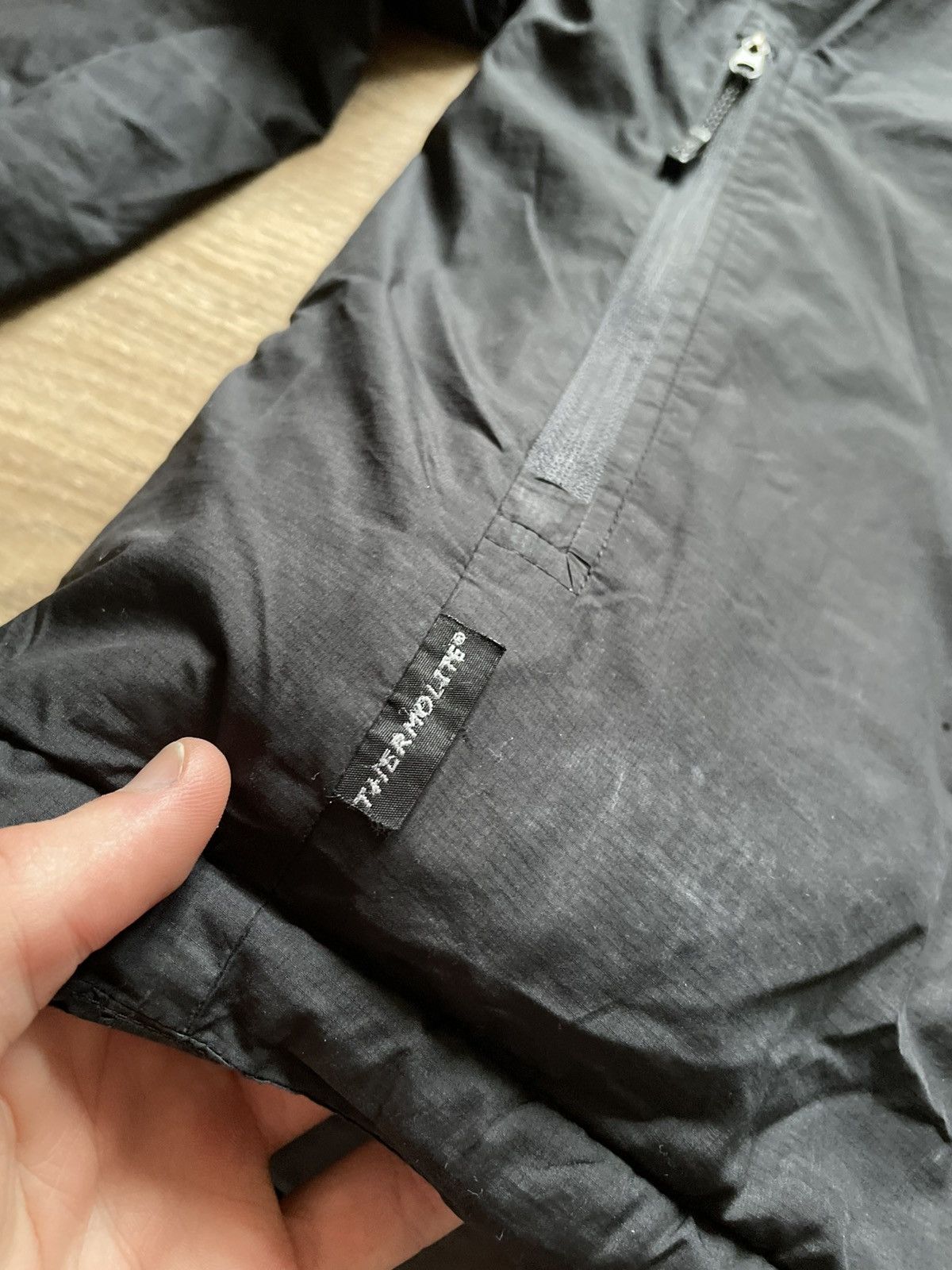 Haglofs Vintage Haglofs Black Outdoor Zip Jacket Mens Size US S / EU 44-46 / 1 - 8 Thumbnail