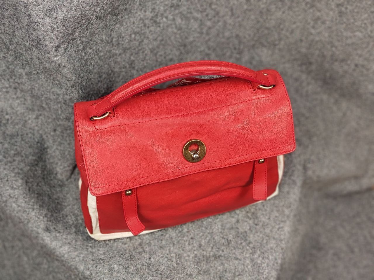 Yves Saint Laurent Yves Saint Laurent YSL Muse Two Hand Bag Red Leather Satchel Size ONE SIZE - 3 Thumbnail