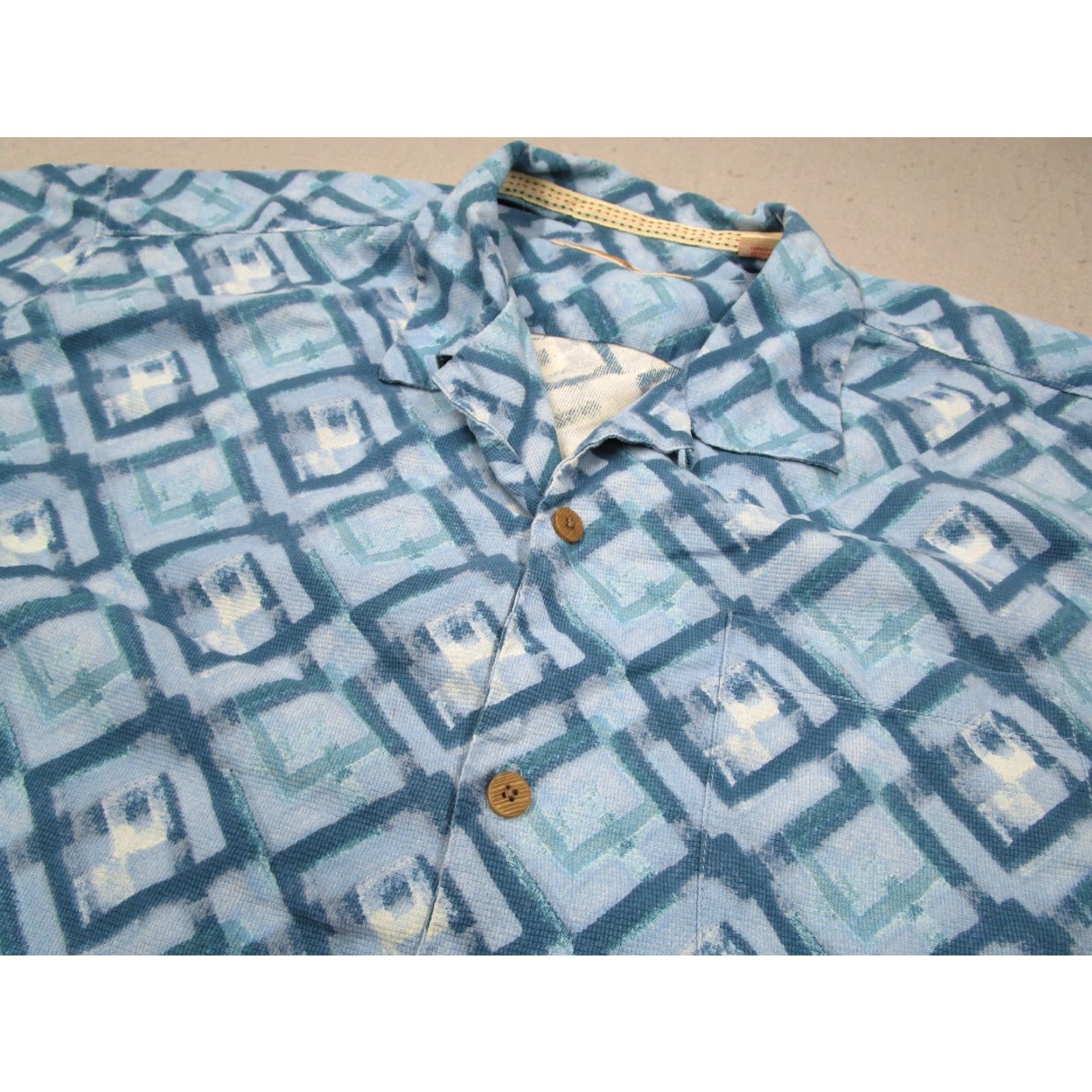 Tommy Bahama Tommy Bahama Shirt Mens Extra Large X Blue Silk Hawaiian Tiki Abstract Button Up Size US XL / EU 56 / 4 - 2 Thumbnail