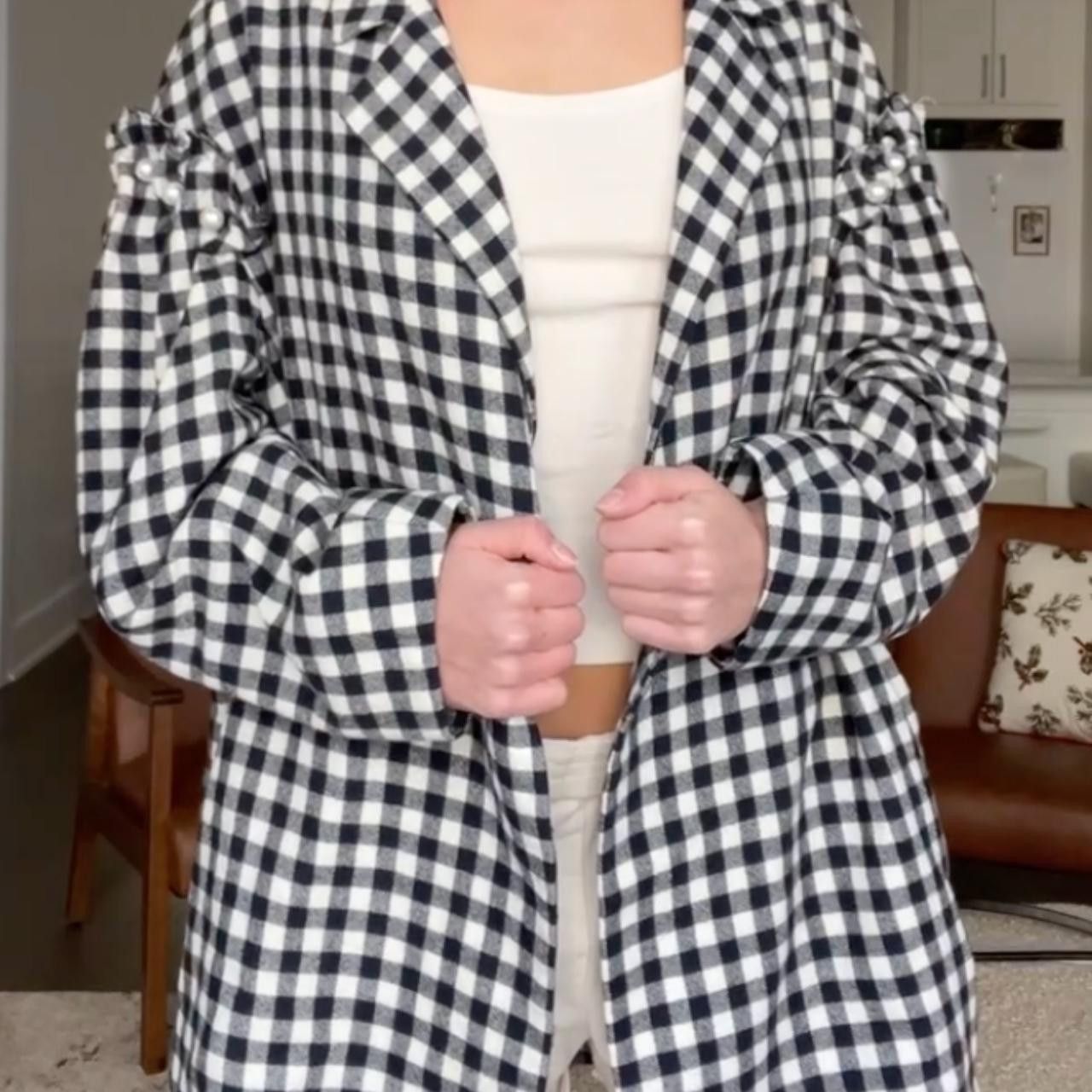 Other Mother of Pearl Jacket—No Frills Collection—Retail @ $1,050 Size L / US 10 / IT 46 - 2 Thumbnail