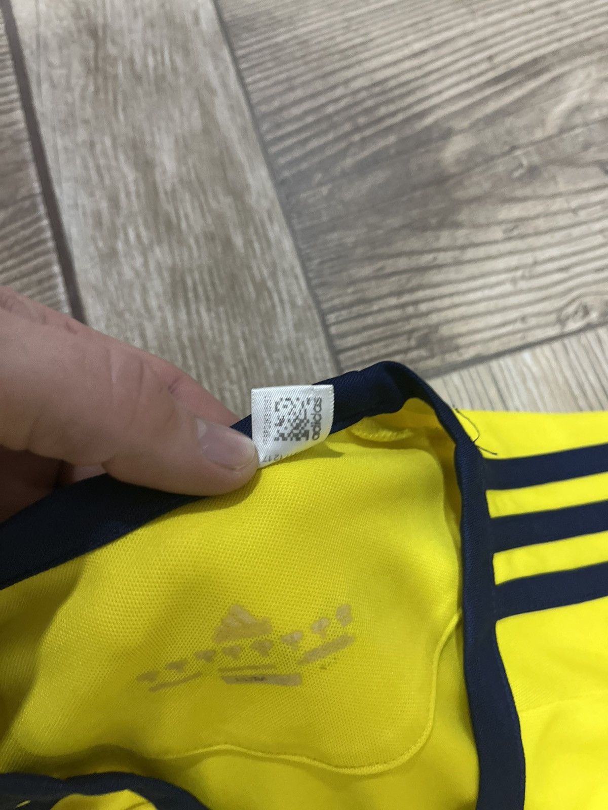Adidas Colombia National Team Jersey – “JAMES” Back Print Size US L / EU 52-54 / 3 - 6 Thumbnail