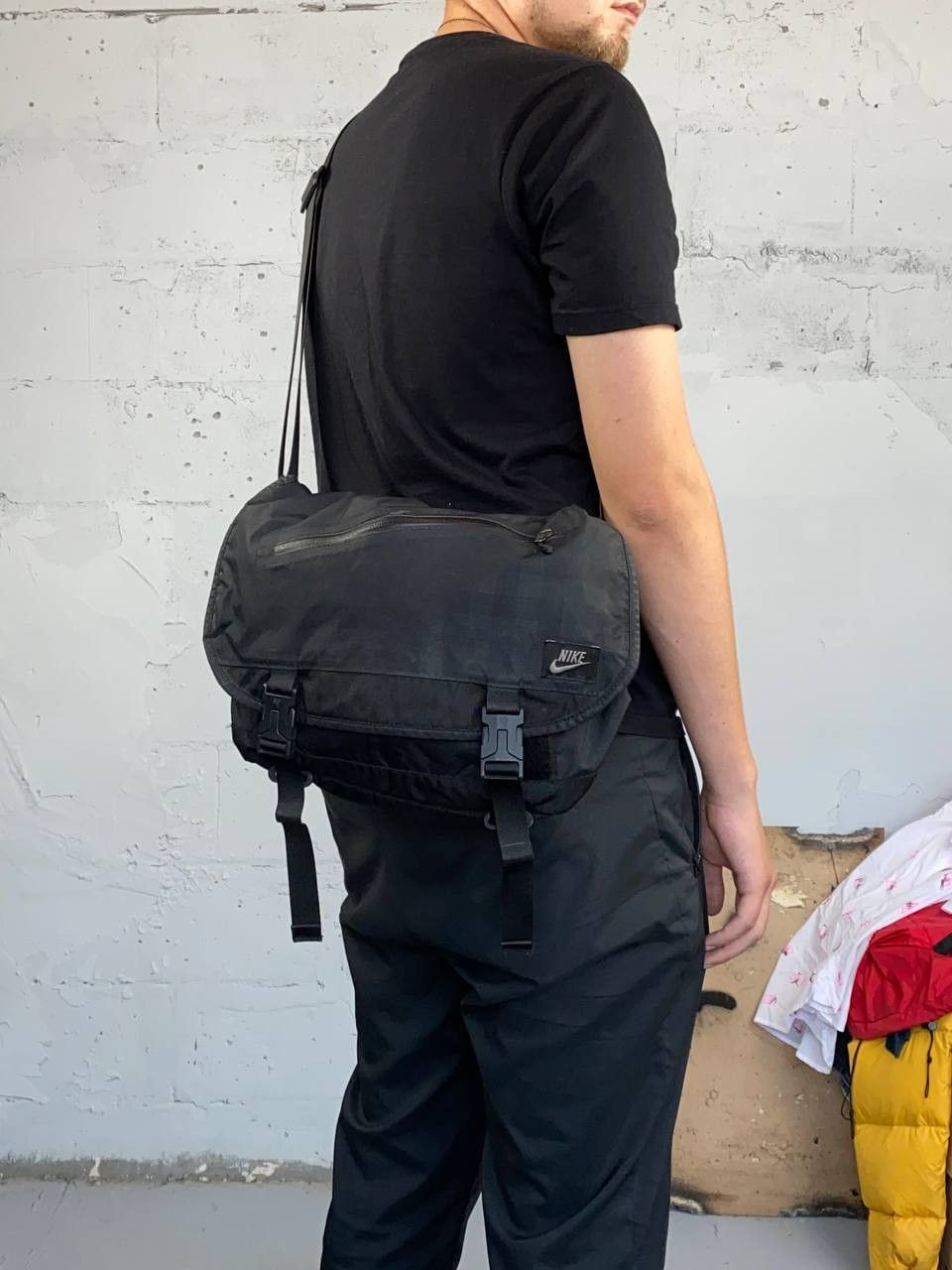 Nike × Vintage Vintage 90s Nike Should Bag Swoosh Drill Black Blockcore Size ONE SIZE - 4 Thumbnail