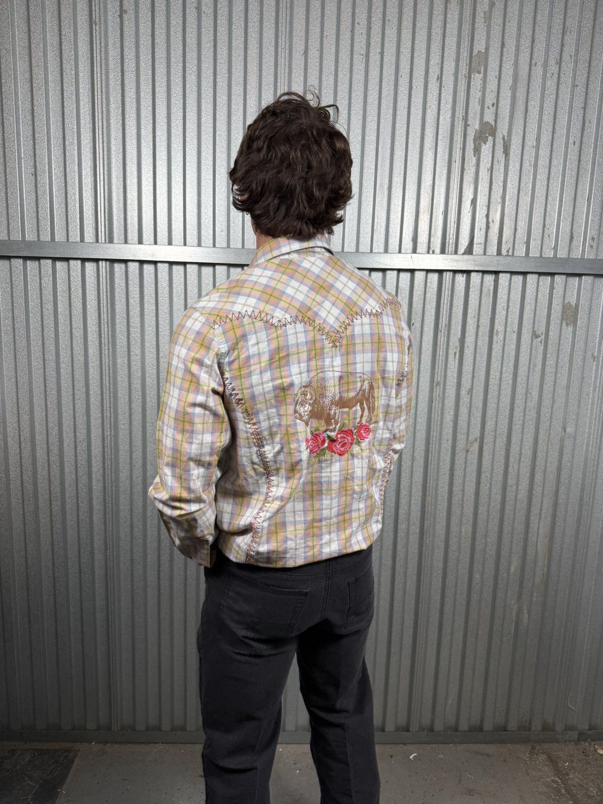 Wrangler Vintage Wrangler Western Rose Embroidered Pearl Snap Shirt Size US L / EU 52-54 / 3 - 3 Thumbnail