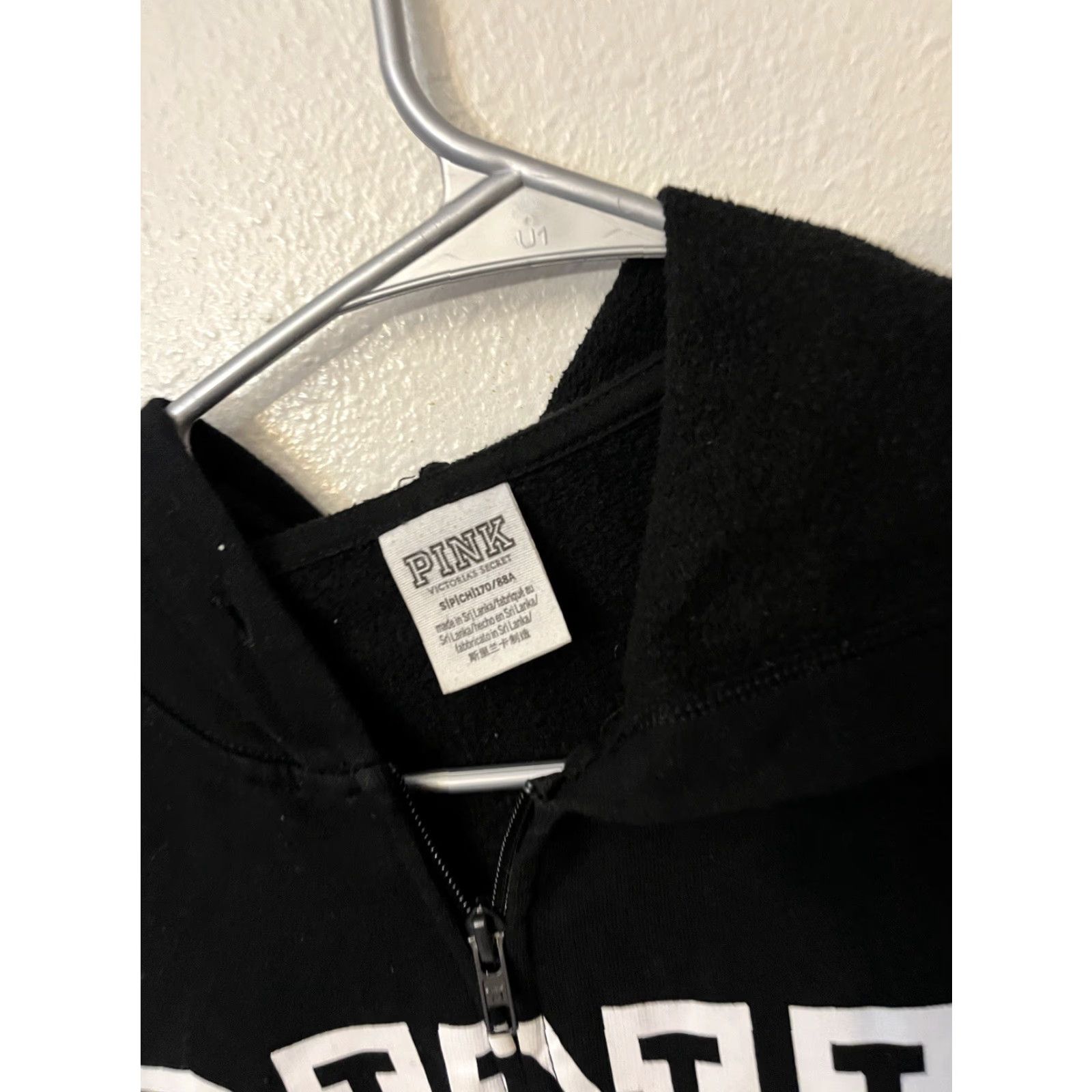 Victoria's Secret PINK Victoria's Secret Full Zip Hoodie Women's Size S Black Logo No Drawstring Size S / US 4 / IT 40 - 2 Thumbnail