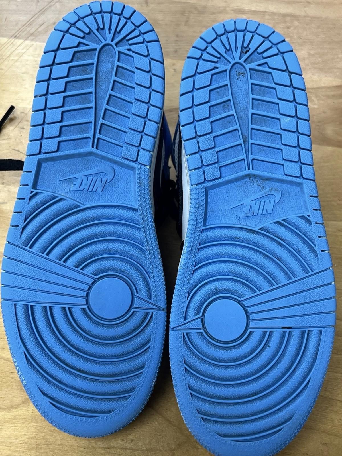 Jordan Brand Jordan Air Jordan 1 Mid Shoes Boys 3Y Blue Black Basketball Size US 5 / EU 37 - 12 Thumbnail