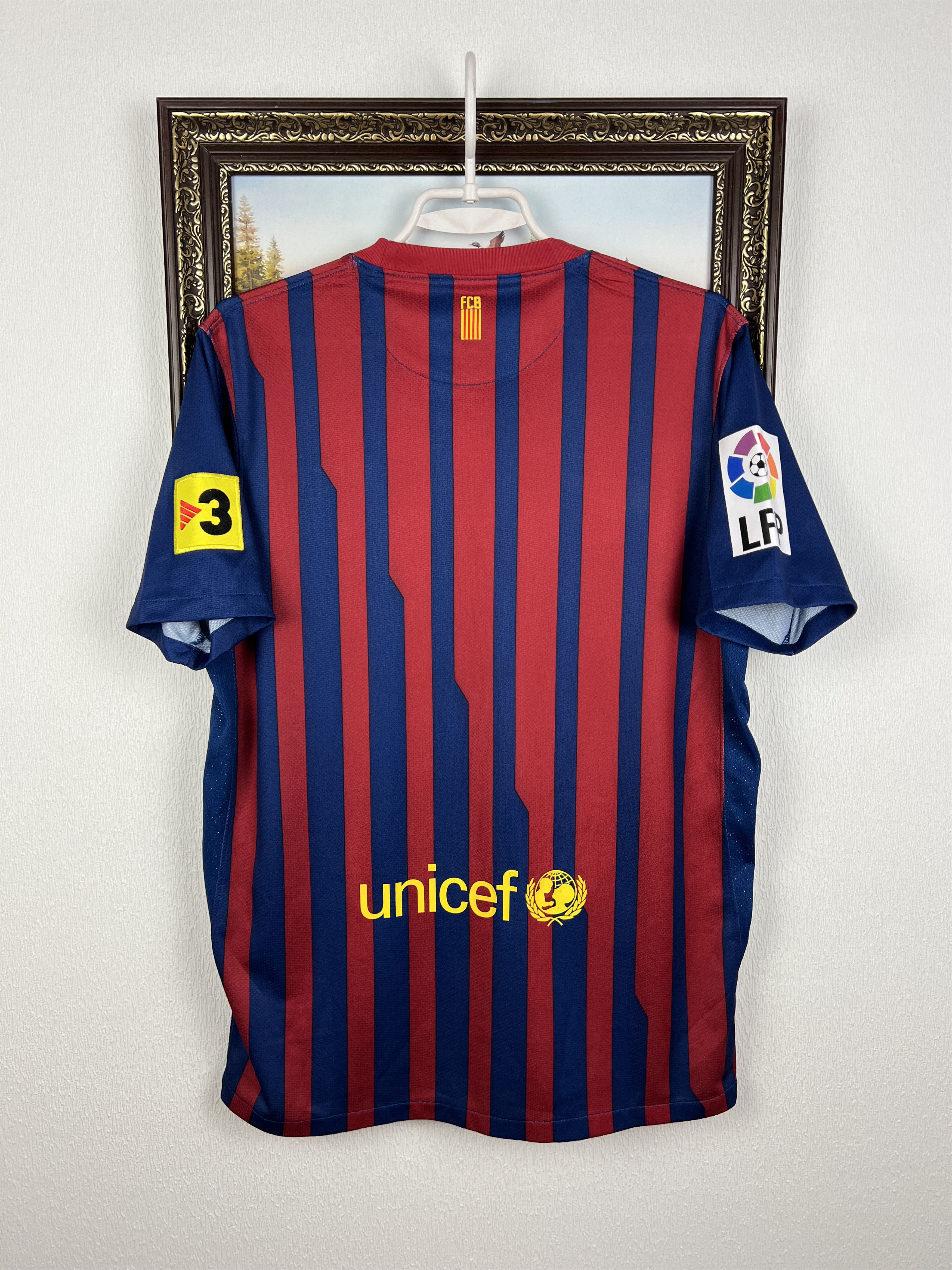Nike Barcelona football shirt Replica Soccer Jersey Camiseta Size US S / EU 44-46 / 1 - 9 Thumbnail