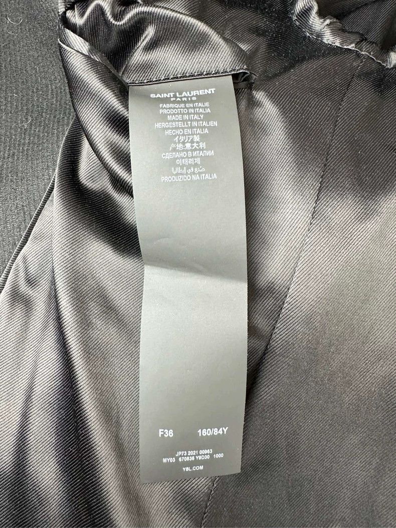 Yves Saint Laurent Saint Laurent Solid color fur collar double-breasted coat Size XS / US 0-2 / IT 36-38 - 4 Thumbnail