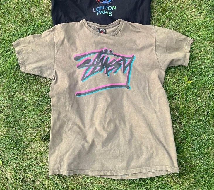 Kostas Seremetis × Stussy 2000s Vintage Stussy T-Shirt Size US L / EU 52-54 / 3 - 1 Thumbnail