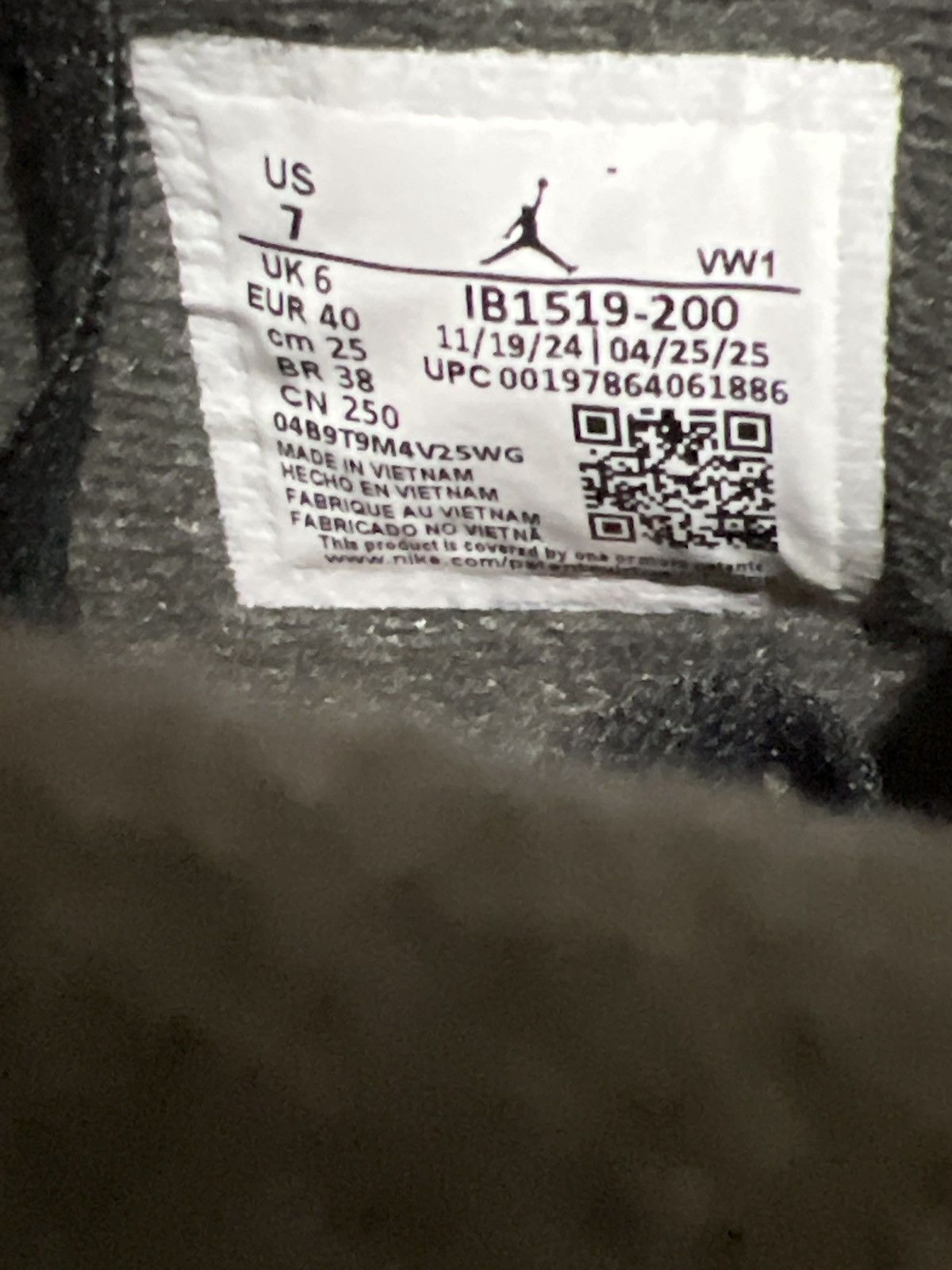 Jordan Brand AIR JORDAN 4 OG SP UNDEFEATED (2025) Size US 7 / EU 40 - 6 Thumbnail