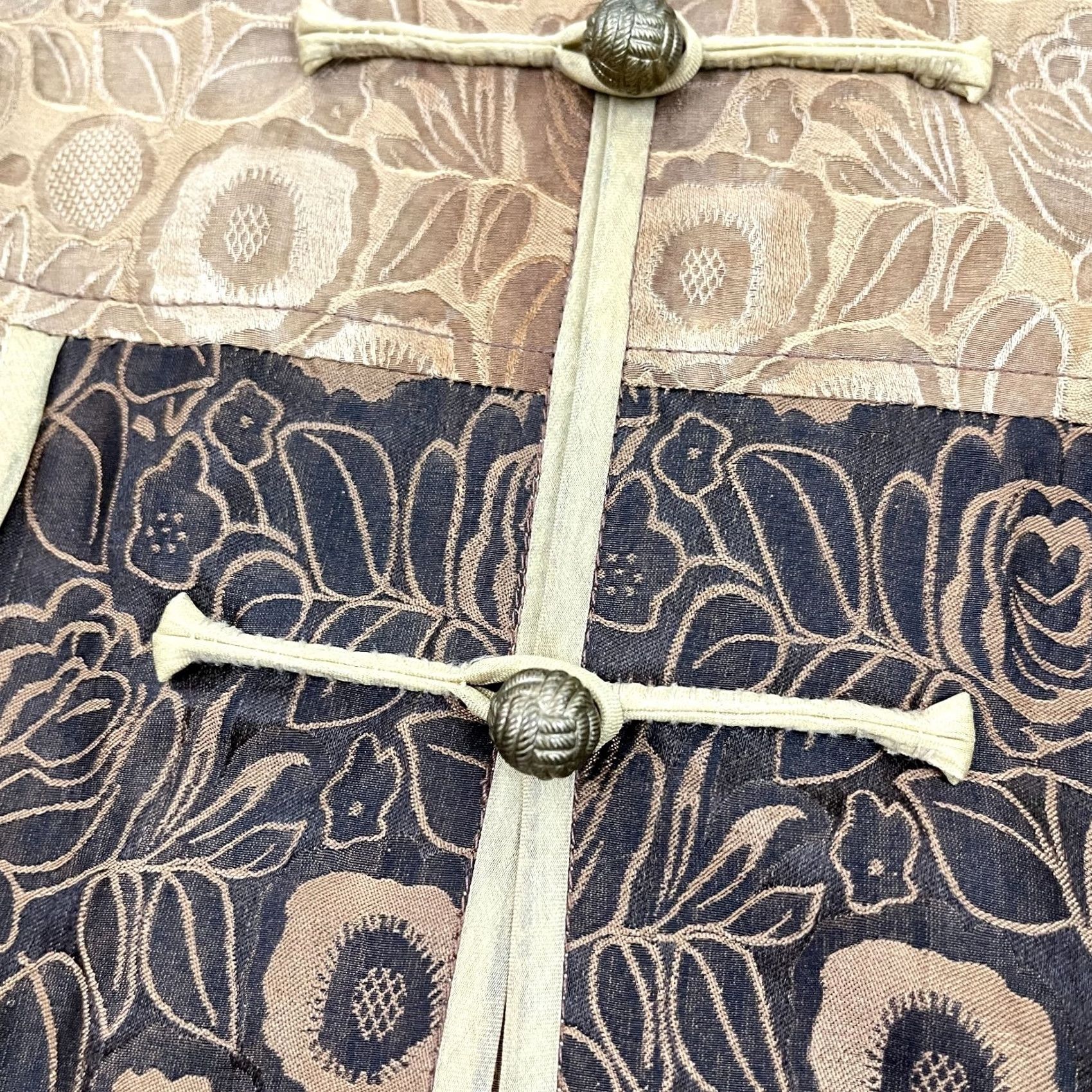 Vintage Earthen Silk Womens Blouse M Brown Tan Silk Pockets Buttons Mandarin Size M / US 6-8 / IT 42-44 - 3 Thumbnail
