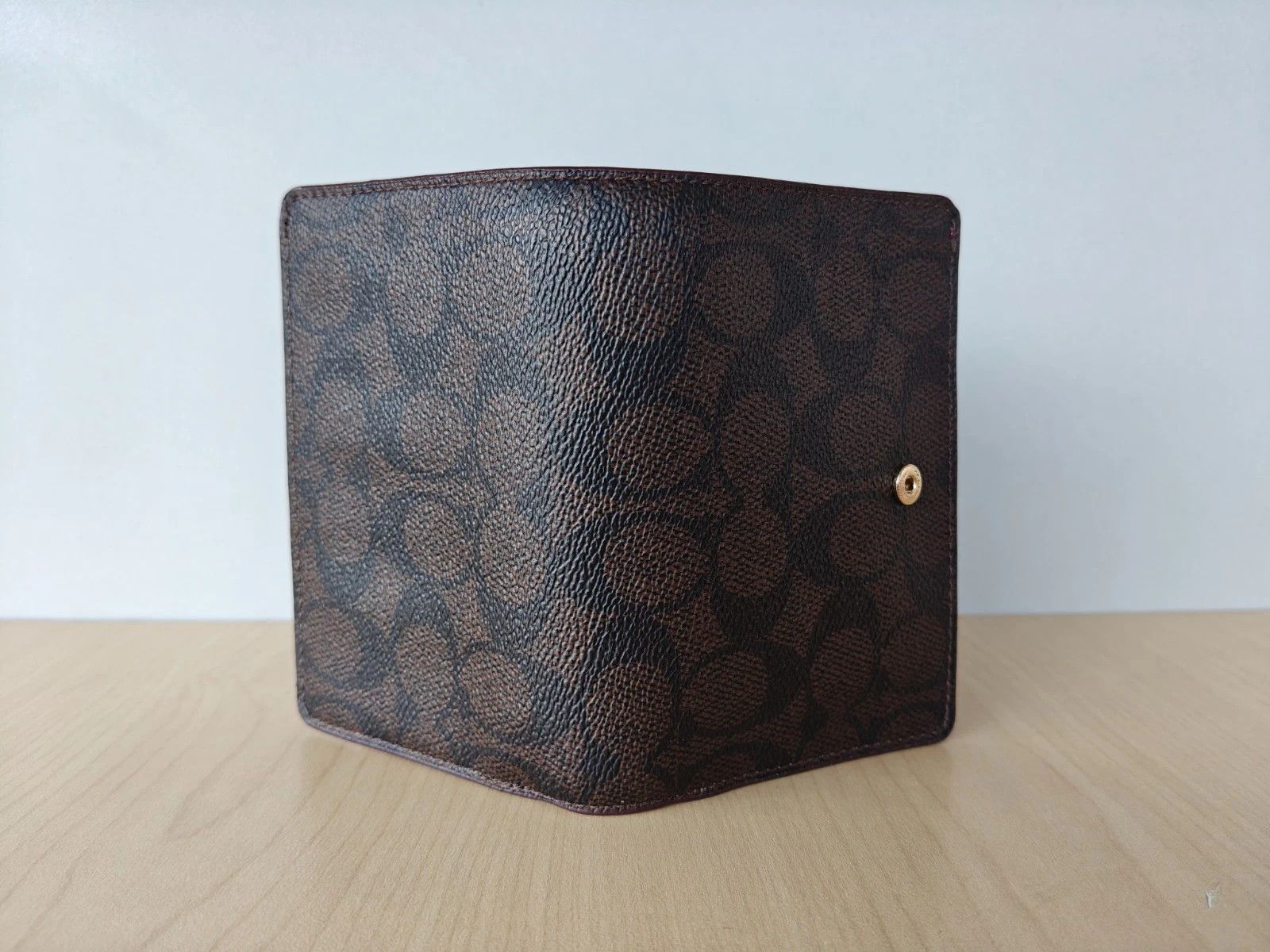 Coach Coach Medium Corner Zip Wallet In Signature T/1007 Size ONE SIZE - 7 Thumbnail
