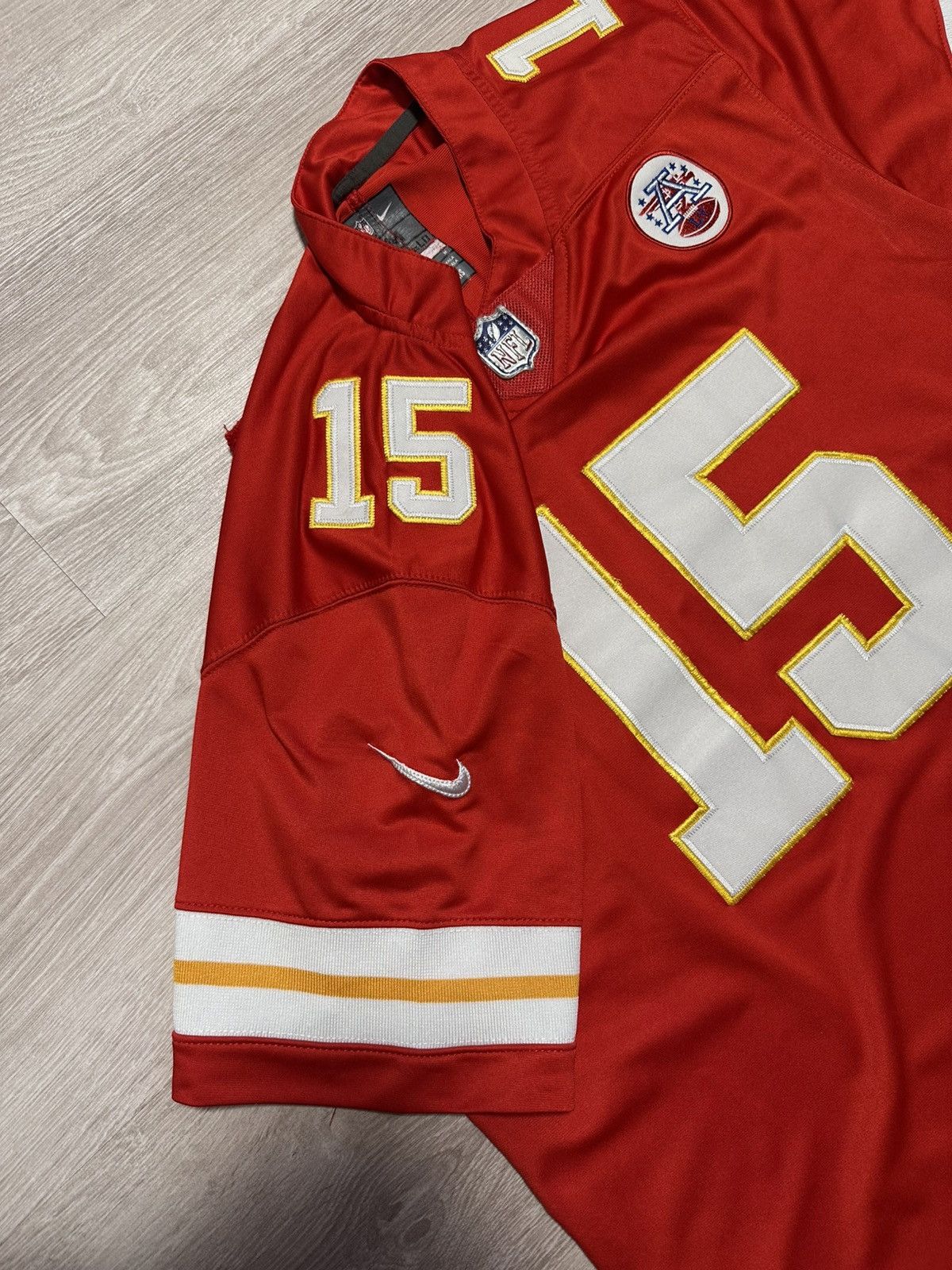 Nike Patrick Mahomes #15 Kansas City Chiefs NFL Nike Jersey Size US M / EU 48-50 / 2 - 4 Thumbnail