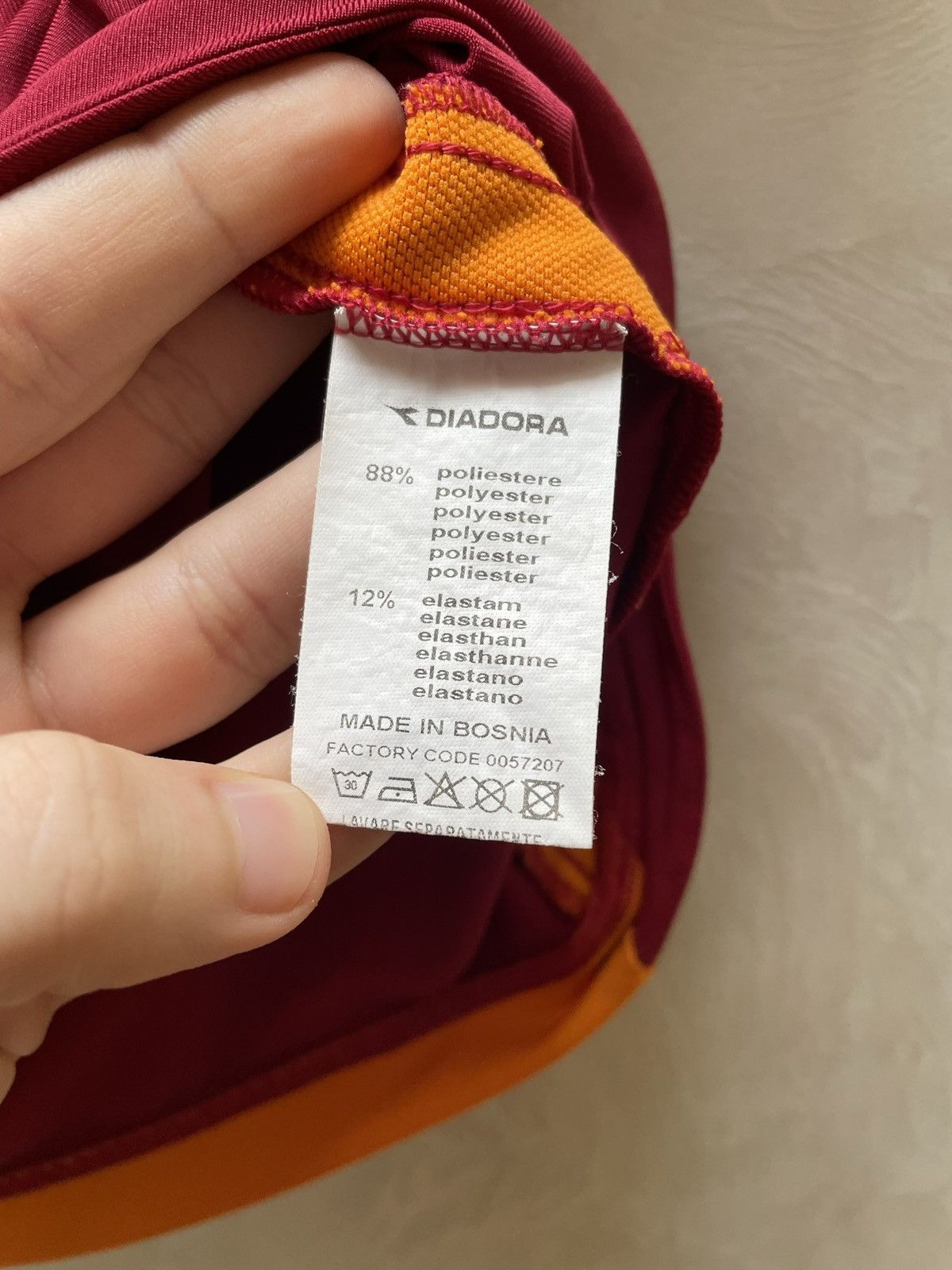 Diadora × Vintage TOTTI ROMA 2006 2007 HOME SHIRT SOCCER JERSEY VINTAGE Size US M / EU 48-50 / 2 - 6 Thumbnail