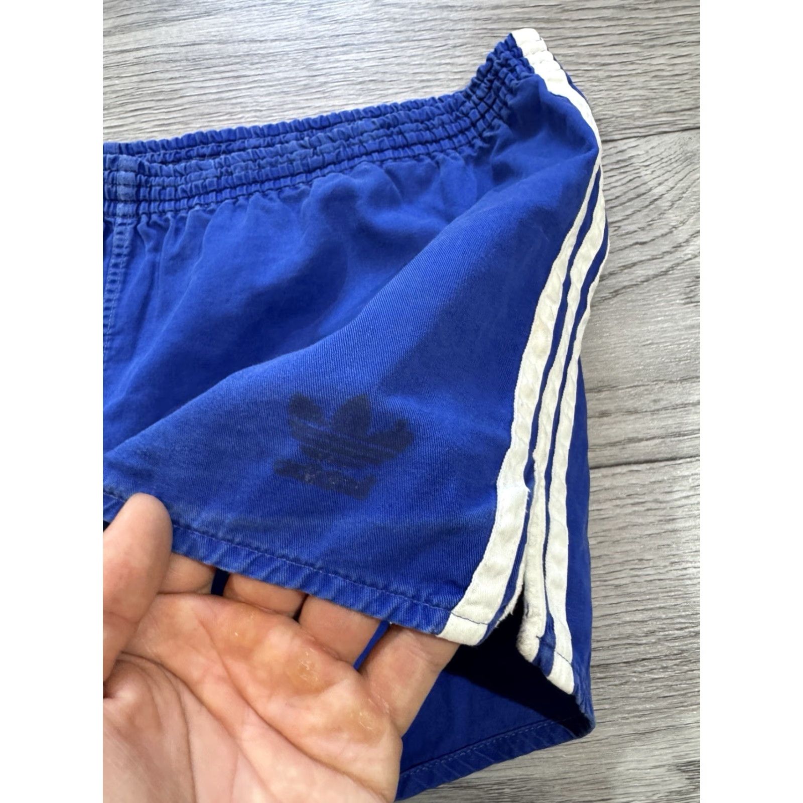Adidas VINTAGE Adidas Blue White Running Football Shorts XL Men Size US 36 / EU 52 - 7 Thumbnail