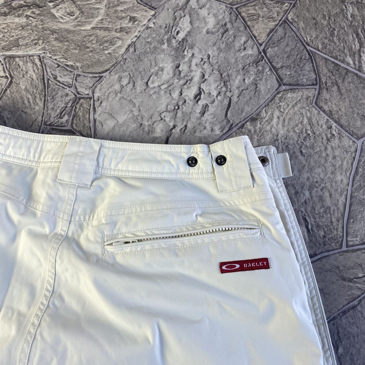 Oakley Vintage Oakley Ski Pants Software 00s Snowboards Gorpcore Size US 34 / EU 50 - 12 Thumbnail