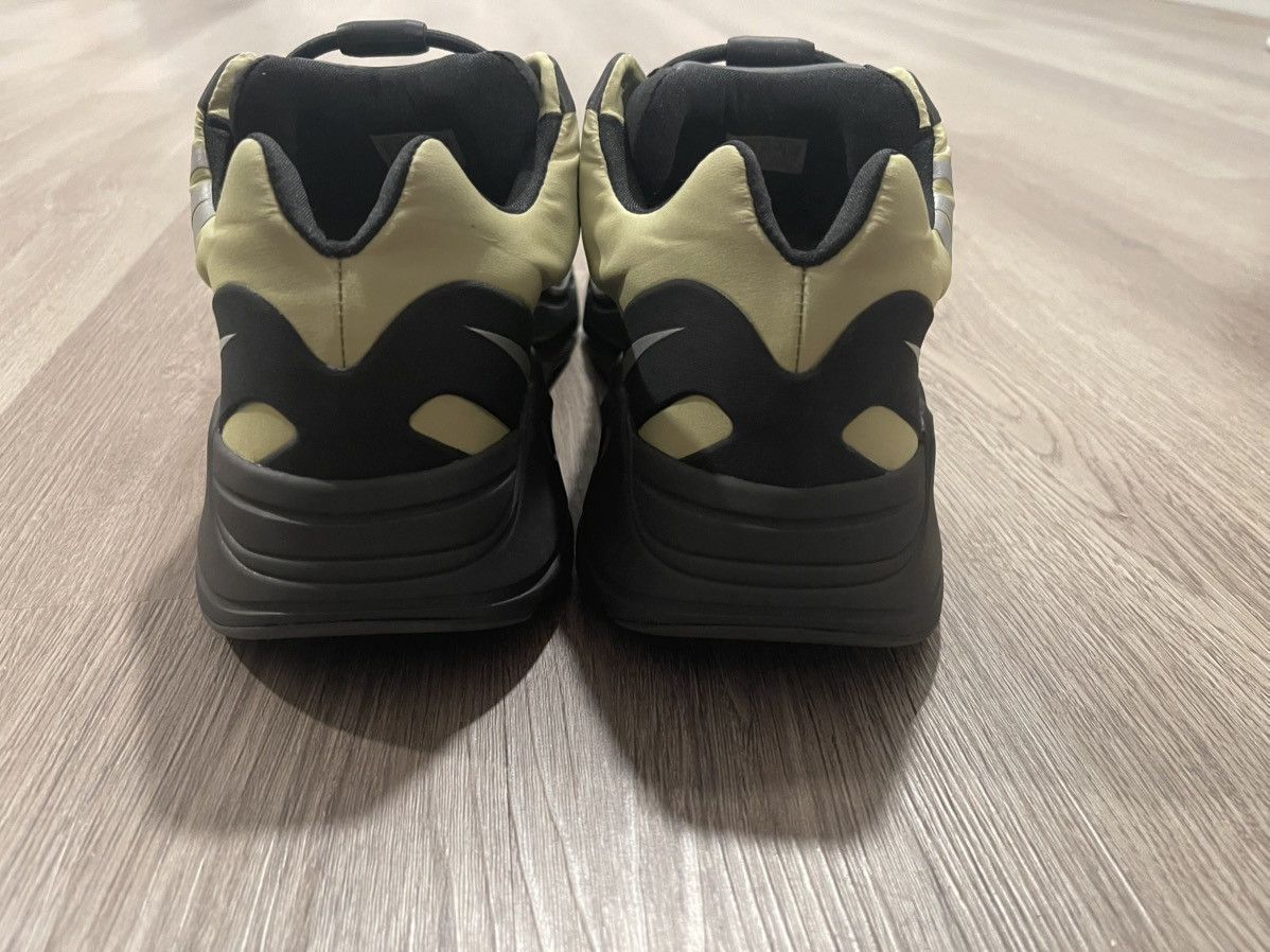 Adidas Yeezy Boost 700 honey flux Size US 12 / EU 45 - 6 Thumbnail