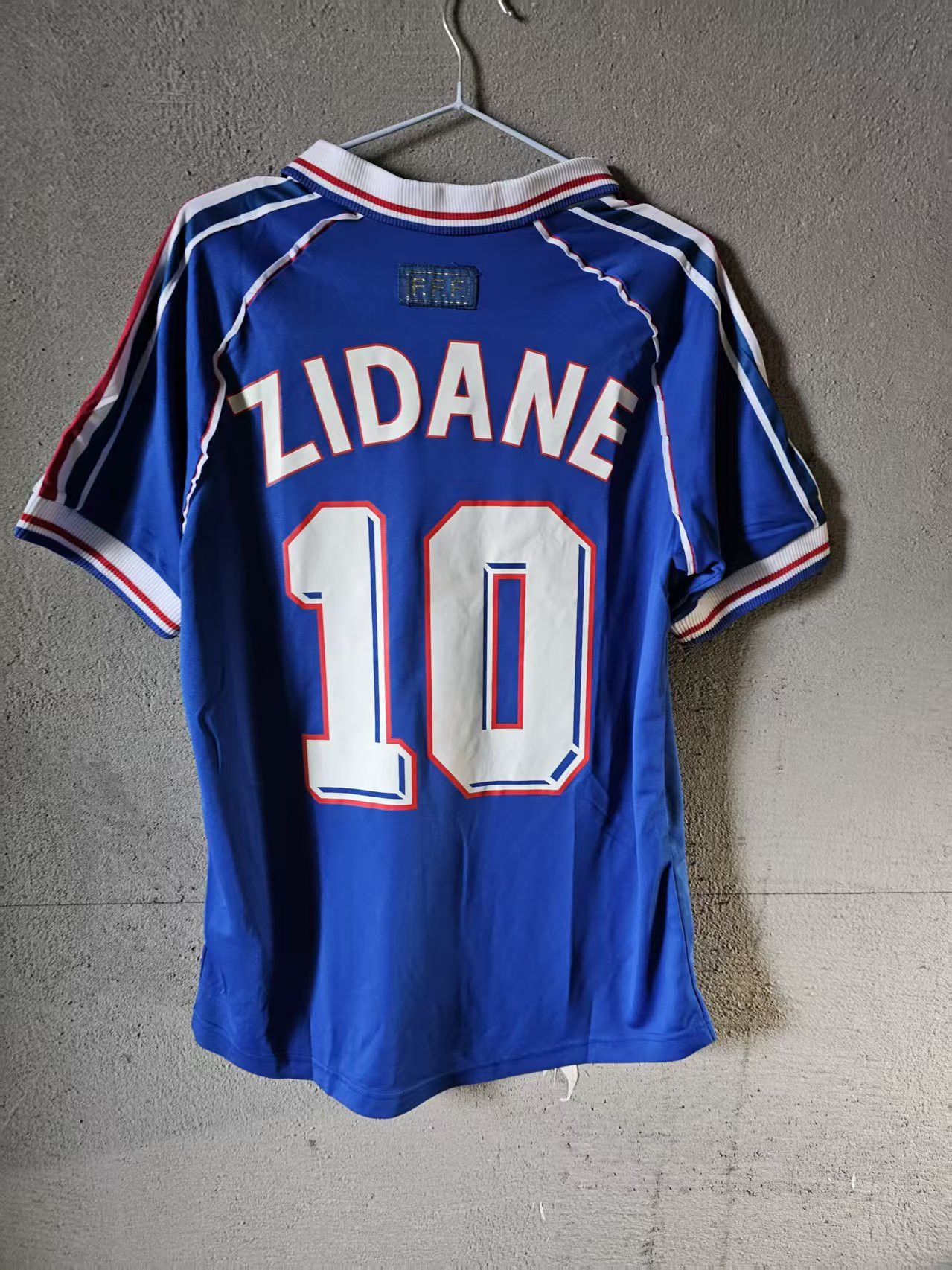 Other 1998 France #10 Zidane Jersey Home Size US L / EU 52-54 / 3 - 2 Thumbnail