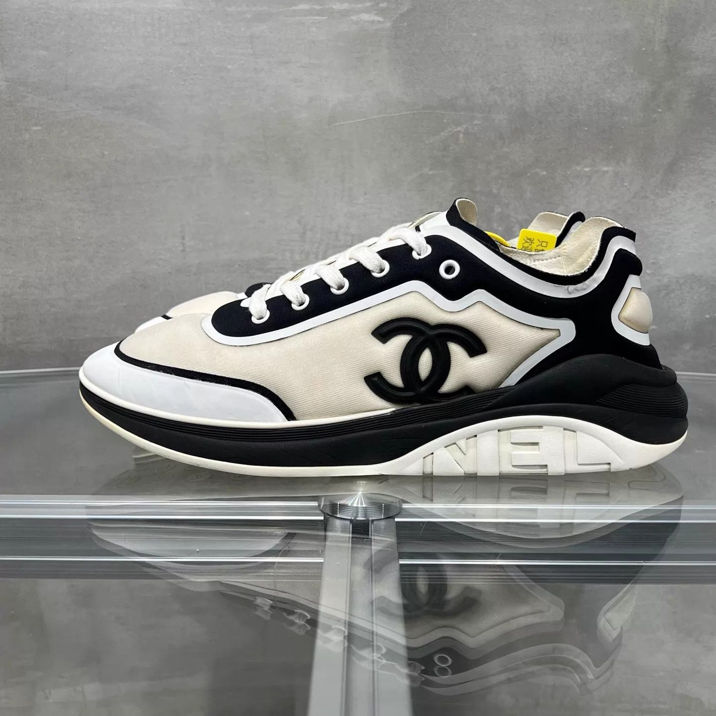 Chanel Chanel Panda Black White Sneakers 44 Size US 11 / EU 44 - 3 Thumbnail