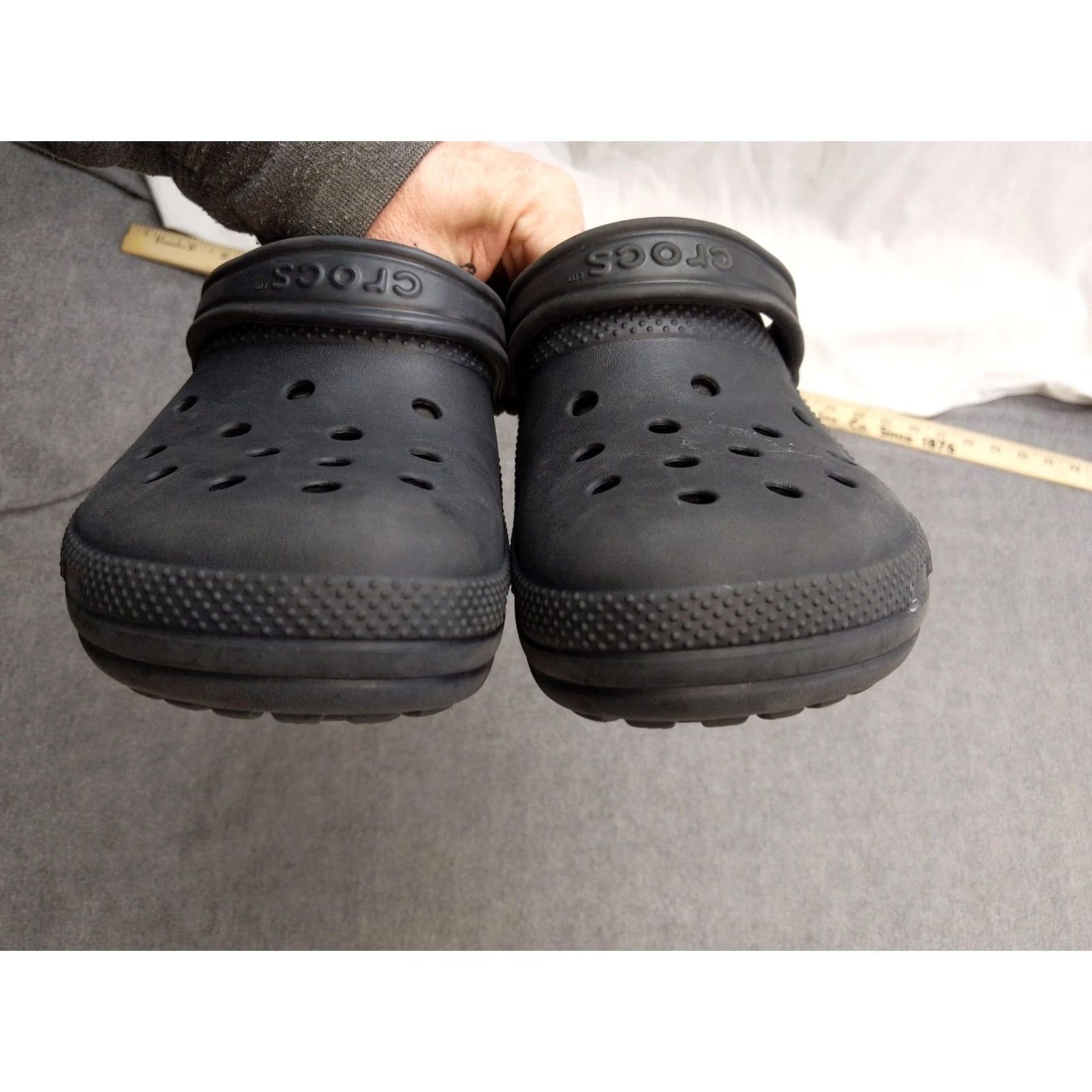 Crocs Crocs Classic Lined Clog Shoes Womens 8 Mens 6 Black Faux Fur Slip On Indoor Outdoor Comfort Crocs Classic Lined Clog Size M / US 6-8 / IT 42-44 - 4 Thumbnail
