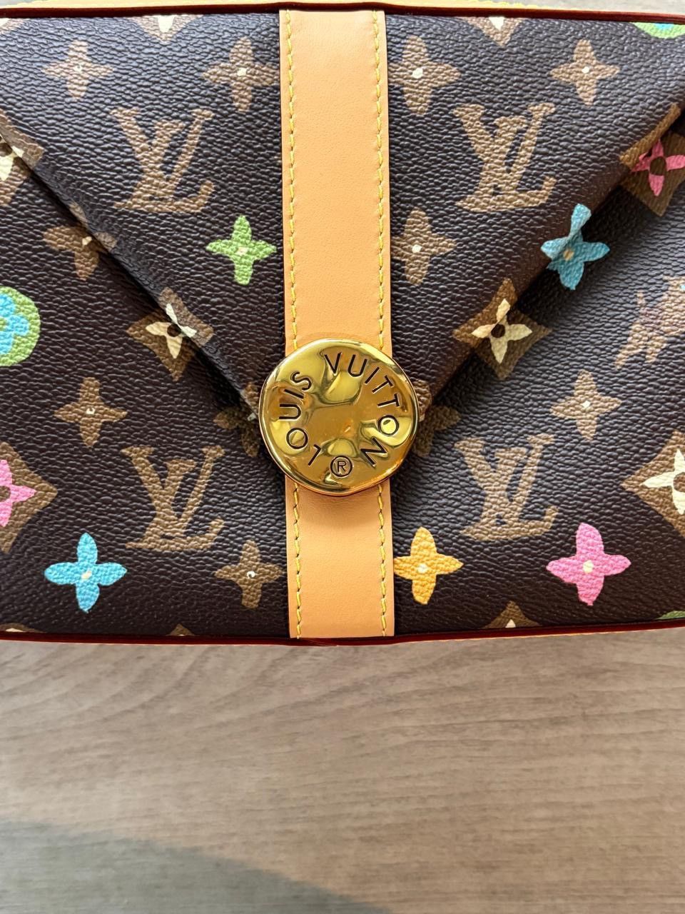 Louis Vuitton Louis Vuitton Tyler the Creator Envelope Messenger Size ONE SIZE - 9 Thumbnail