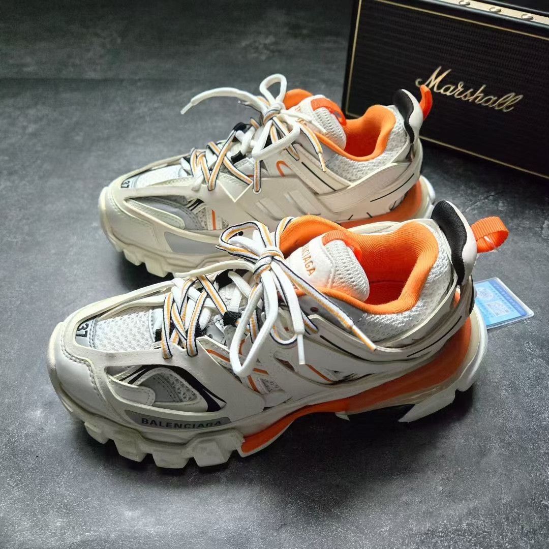 Balenciaga Balenciaga Multi Lowtop Sneakers 37 Women Size US 6.5 / IT 36.5 - 1 Thumbnail