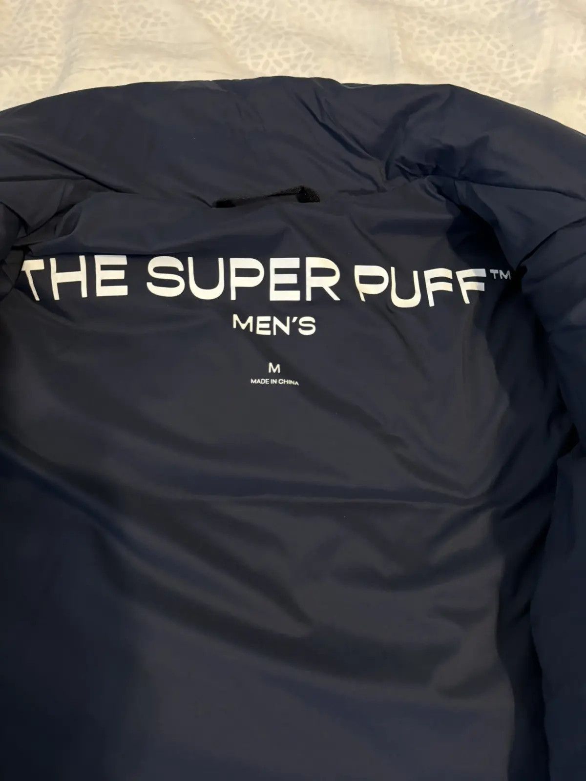 Aritzia THE SUPER PUFF™ Vest Men's - cliMATTE™ Size US M / EU 48-50 / 2 - 14 Thumbnail