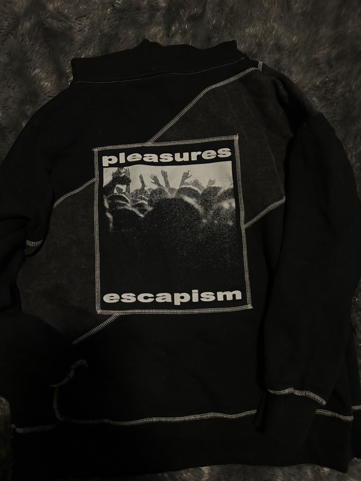 Pleasures Pleasures “escapism” hoodie Size US M / EU 48-50 / 2 - 3 Thumbnail