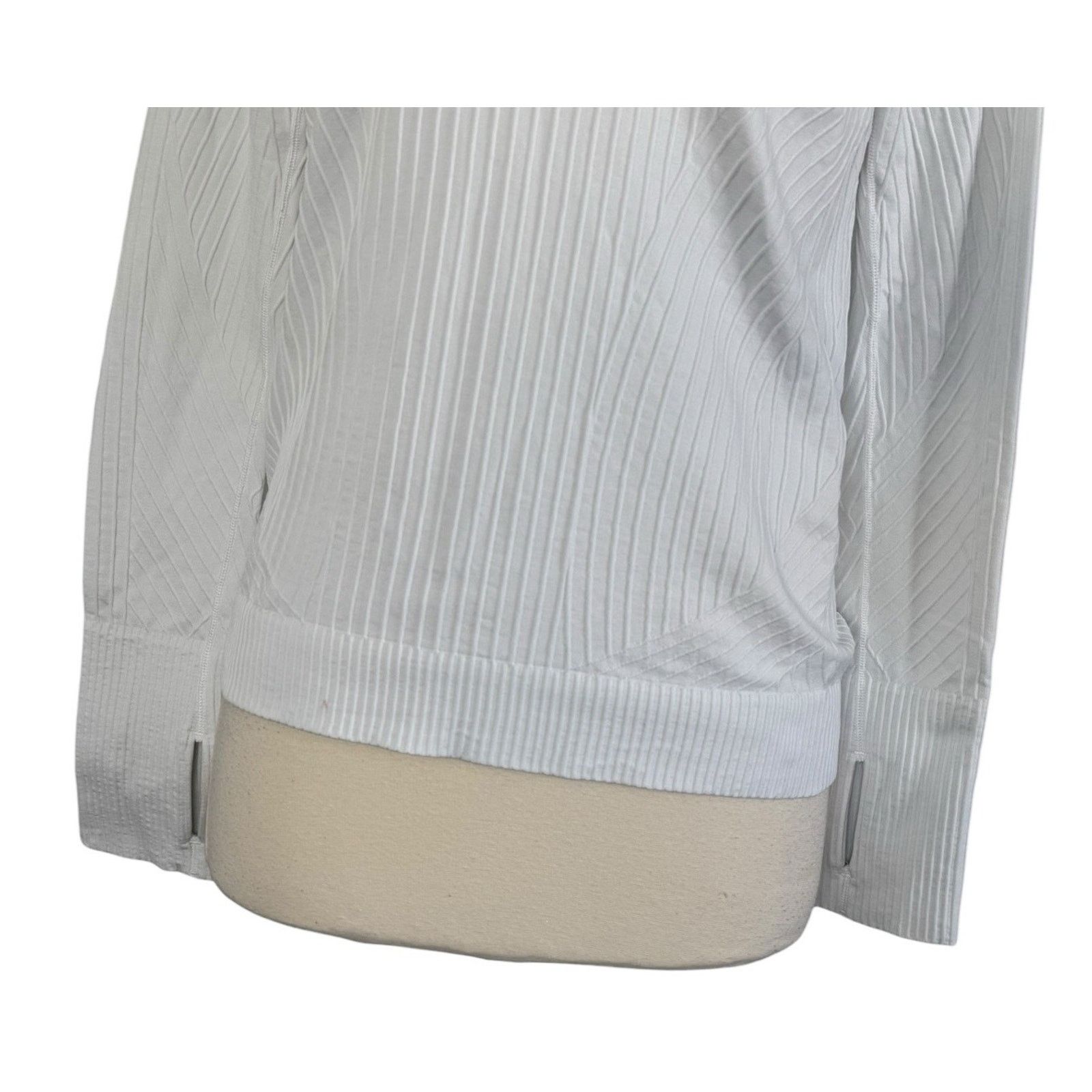 Lululemon LULULEMON Rest Less Seamless Pullover Ribbed Textured Size 6 Size S / US 4 / IT 40 - 6 Thumbnail