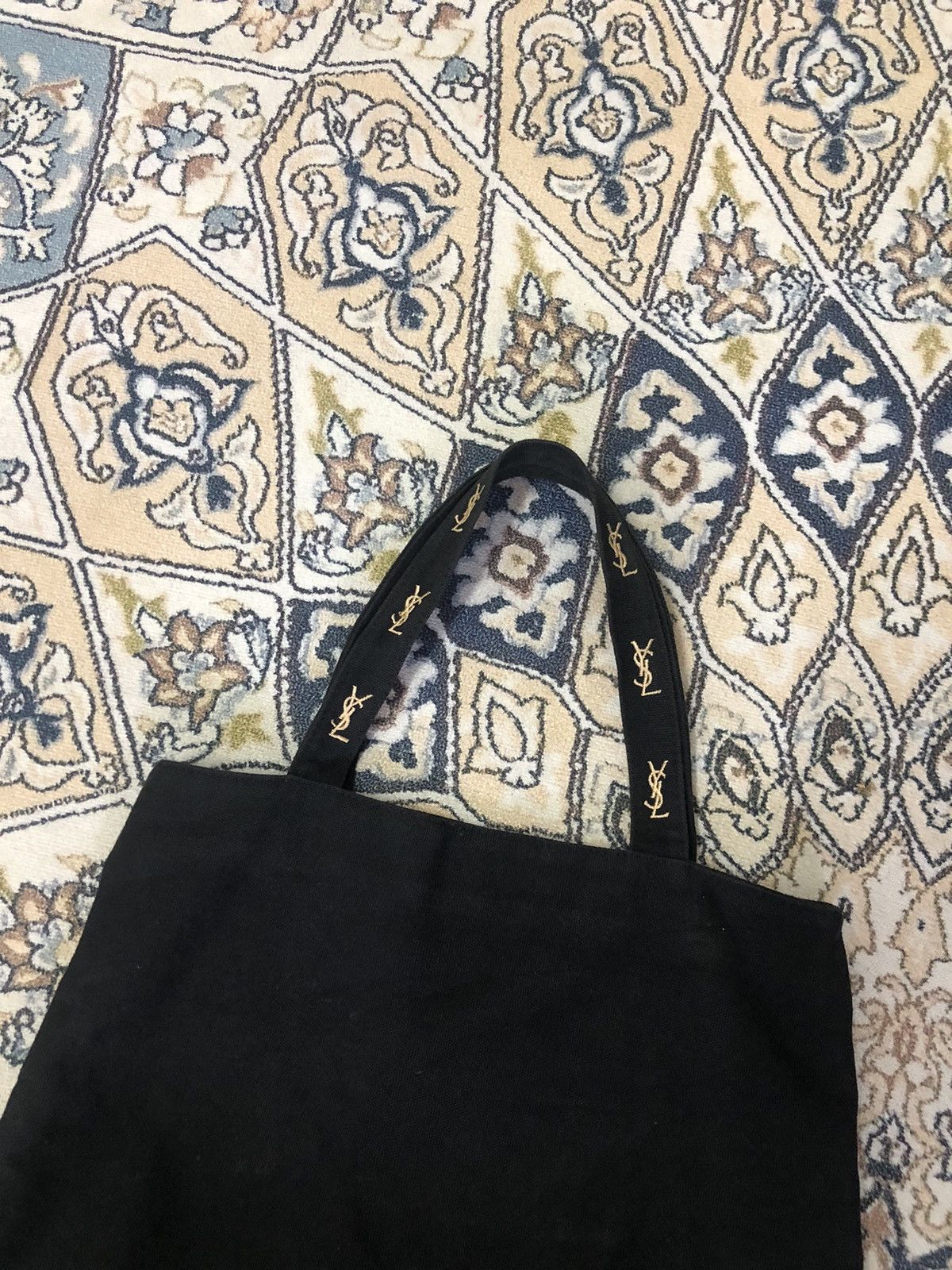 Yves Saint Laurent Yves Saint Laurent Embroidery Logo Tote Bag Size ONE SIZE - 6 Thumbnail