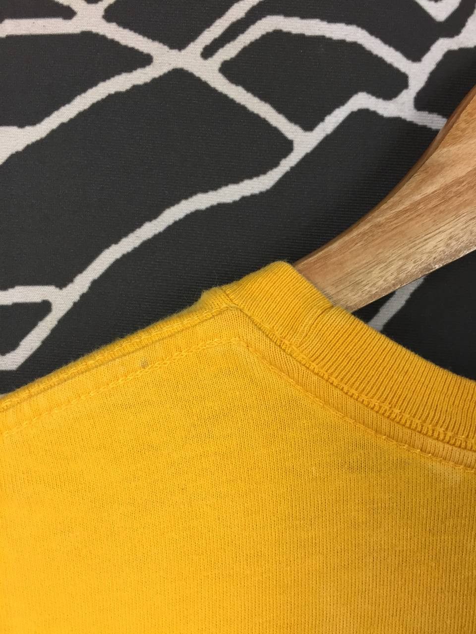 Old Navy Old Navy Franklin McAllister Wolf Graphic Long Sleeve Tee Size US M / EU 48-50 / 2 - 11 Thumbnail