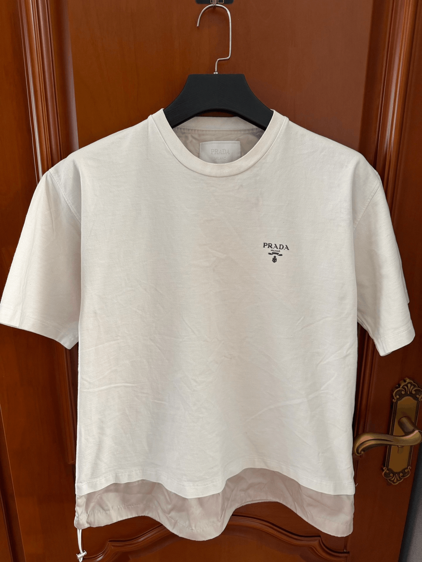 プラダ UJN639 19年 ﾎﾜｲﾄ Acronyms ﾌﾟﾘﾝﾄTｼｬﾂ S Prada Prada Acronym T-shirt | Grailed