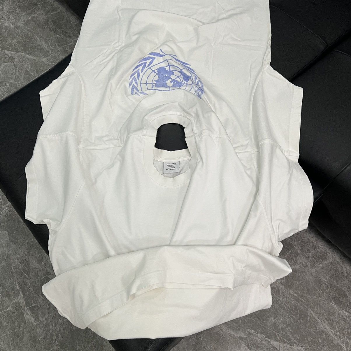 Vetements Vetements FW17 United Nations/Fugs/Proverb Spliced Tee Size US M / EU 48-50 / 2 - 13 Thumbnail