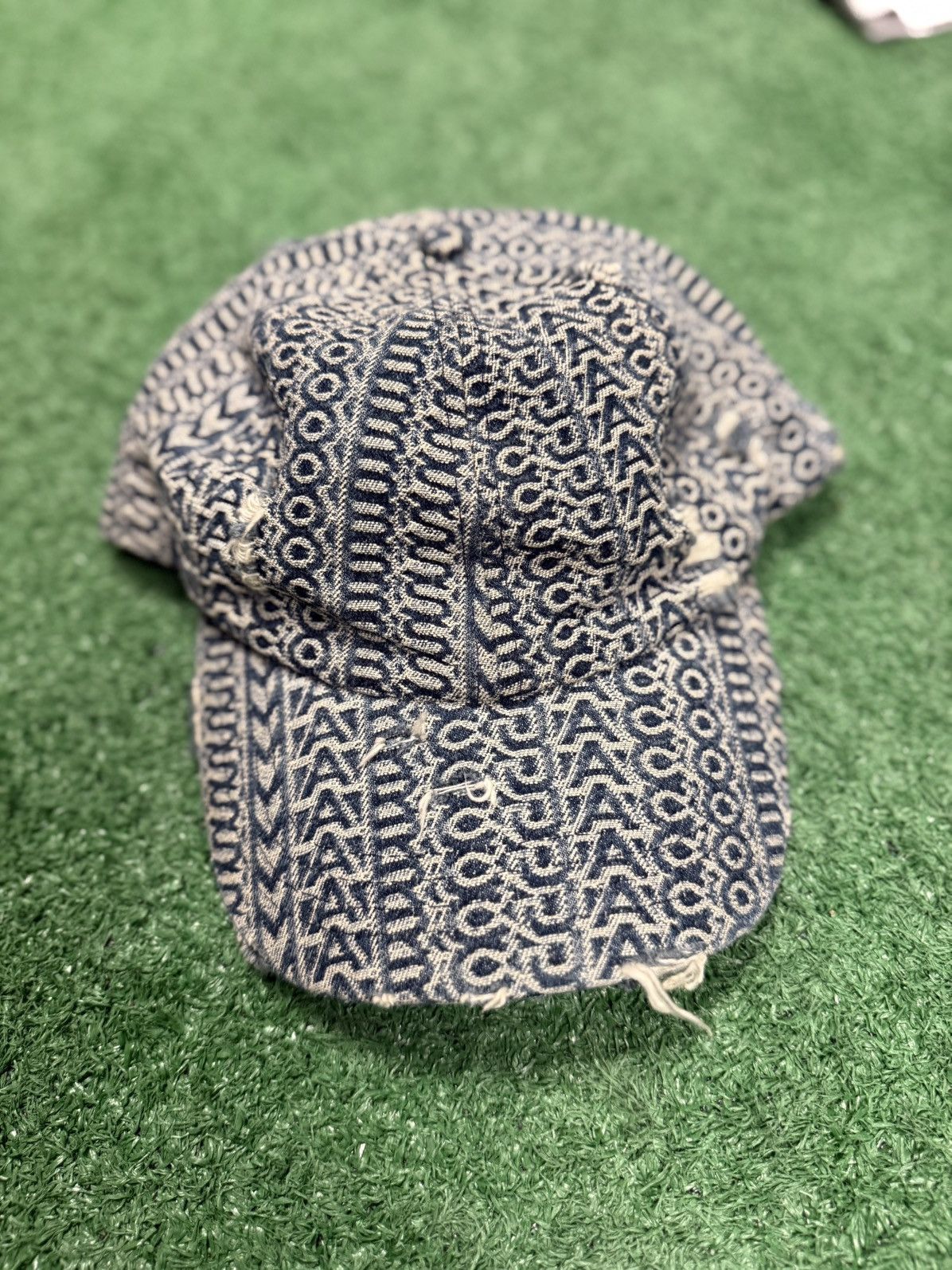 Marc Jacobs Heaven by Marc Jacobs Heavens Gift Hat | Grailed
