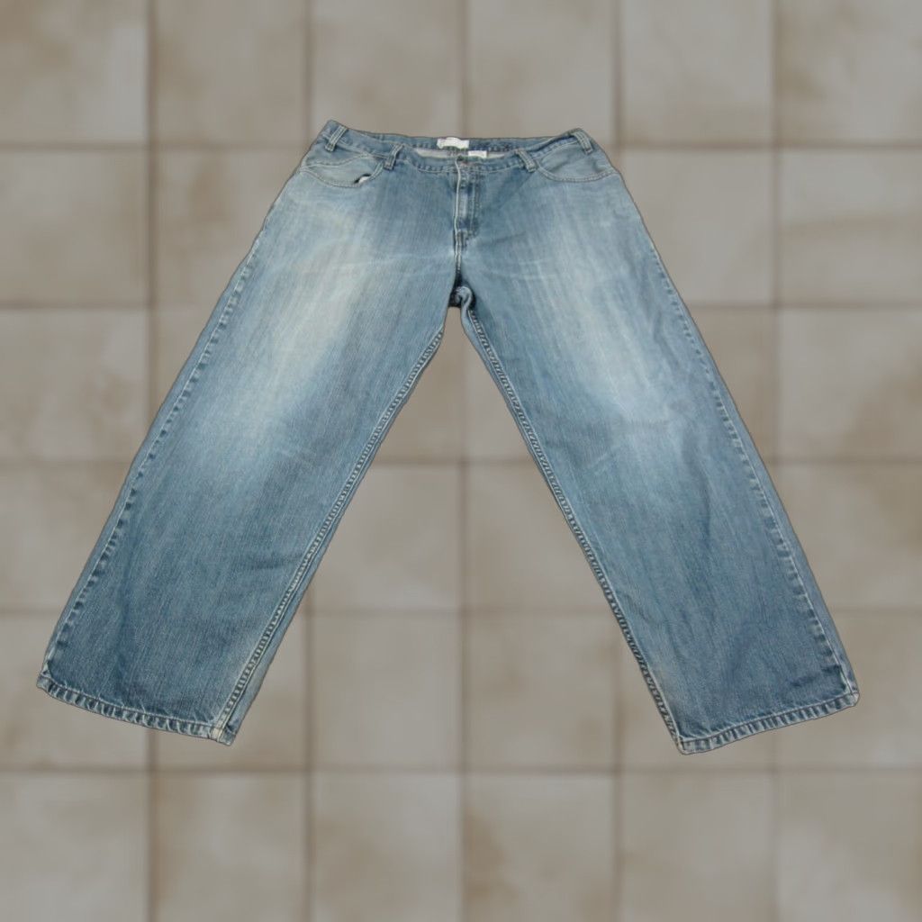 Levi's VINTAGE Levi's Jeans Men's 38x30 Silk? (No, keep accurate words) Size US 38 / EU 54 - 1 Thumbnail