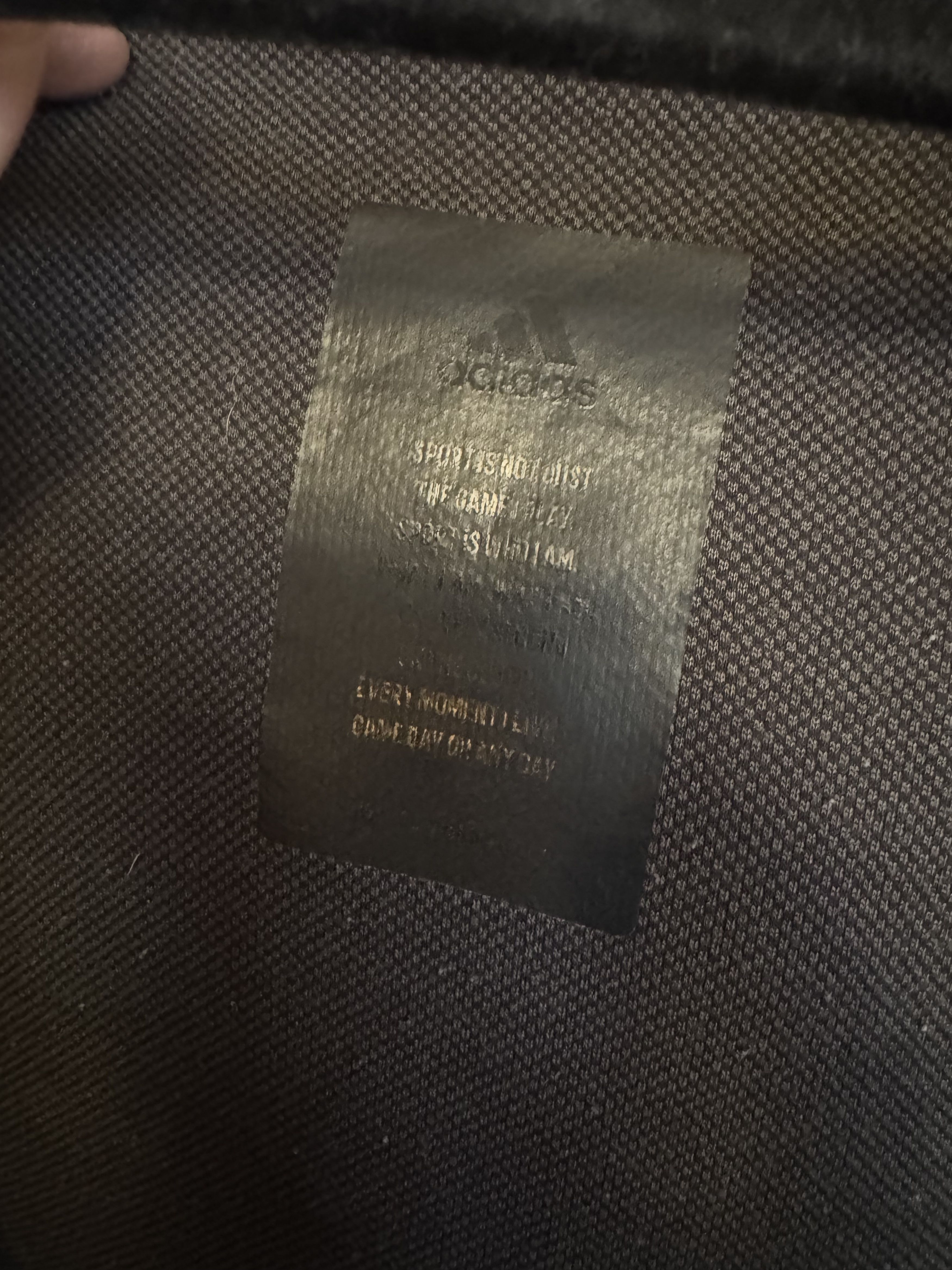 Adidas MANCHESTER UNITED 2018/19 CHINESE NEW YEAR ZNE HOODIE Size US M / EU 48-50 / 2 - 8 Thumbnail