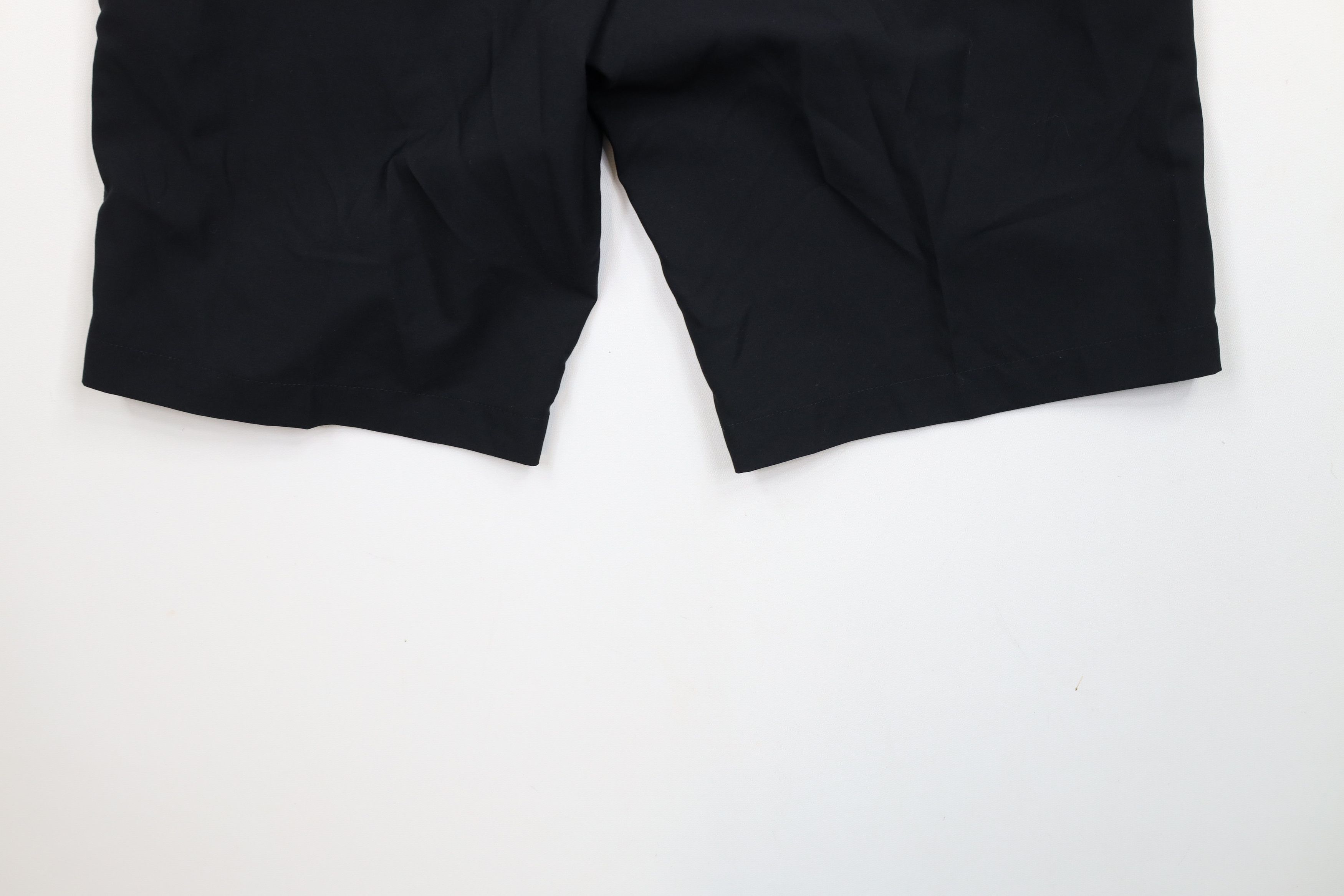 Adidas × Vintage Adidas Golf Spell Tech Golfing Chino Shorts Black Polyester Size US 30 / EU 46 - 14 Thumbnail