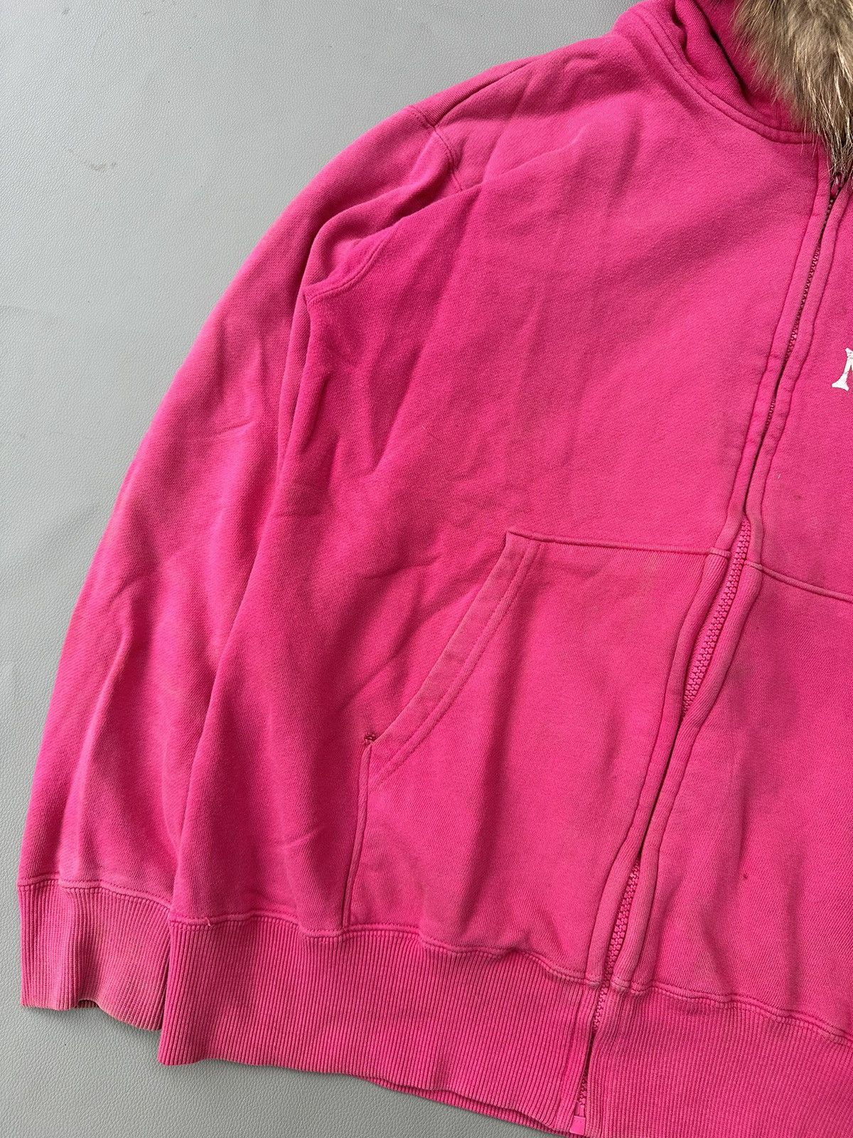 20471120 × Japanese Brand BLACK MAMBA OVER THE HILL ZIP FUR HOODIE PINK COLOUR Size US XL / EU 56 / 4 - 4 Thumbnail