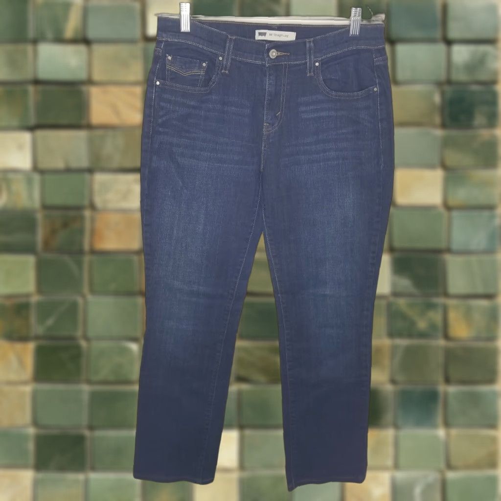Levi's VINTAGE? No. Levi's 505 Jeans Women's Straight Dark Blue Size 8 Regular 32x31 Blue 505 Model Womens Jeans Size 30" / US 8 / IT 44 - 1 Thumbnail