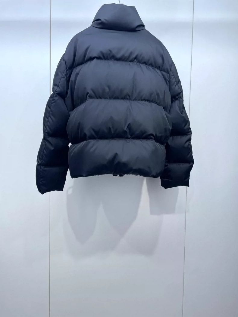 Prada Prada 22 autumn and winter functional silhouette down jacke Size M / US 6-8 / IT 42-44 - 2 Thumbnail