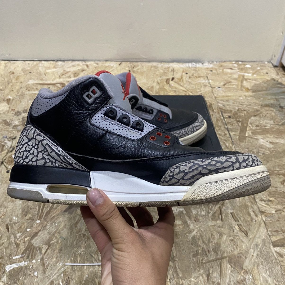 Jordan Brand × Nike Jordan 3 Black Cement Retro Size 7G Size US 7 / EU 40 - 6 Thumbnail