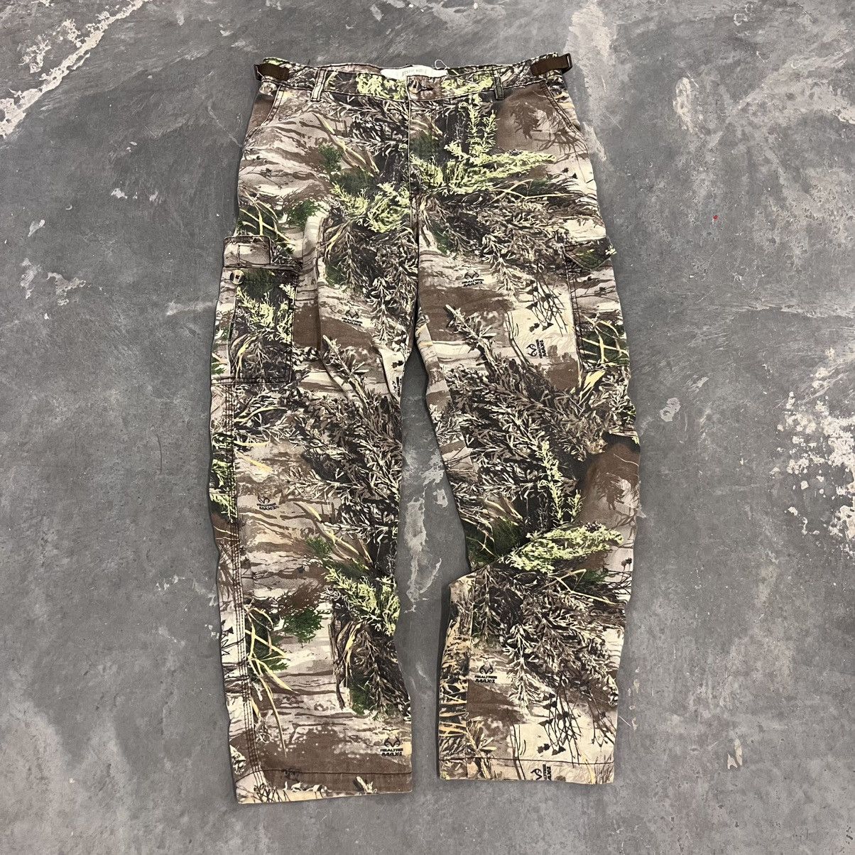 Realtree × Vintage Vintage Realtree realistic camo baggy adjustable workpants M Size US 34 / EU 50 - 1 Thumbnail
