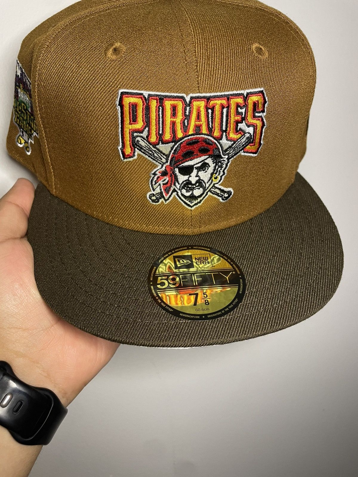 New Era Sz. 7 5/8 MLB Pittsburgh Pirates Fitted Bourbon & Suede Size ONE SIZE - 2 Thumbnail