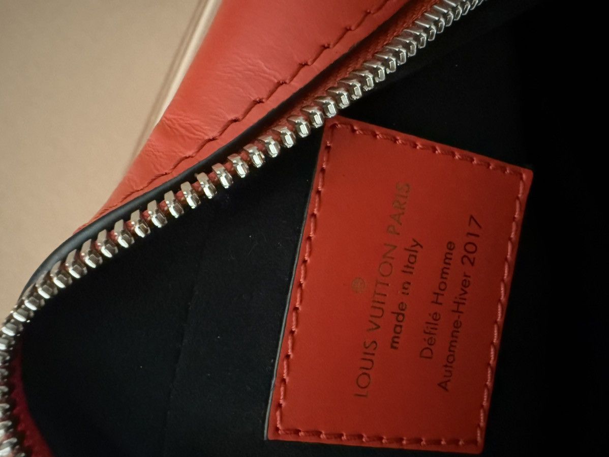 Louis Vuitton × Supreme DANUBE EPI PM RED Size ONE SIZE - 3 Thumbnail